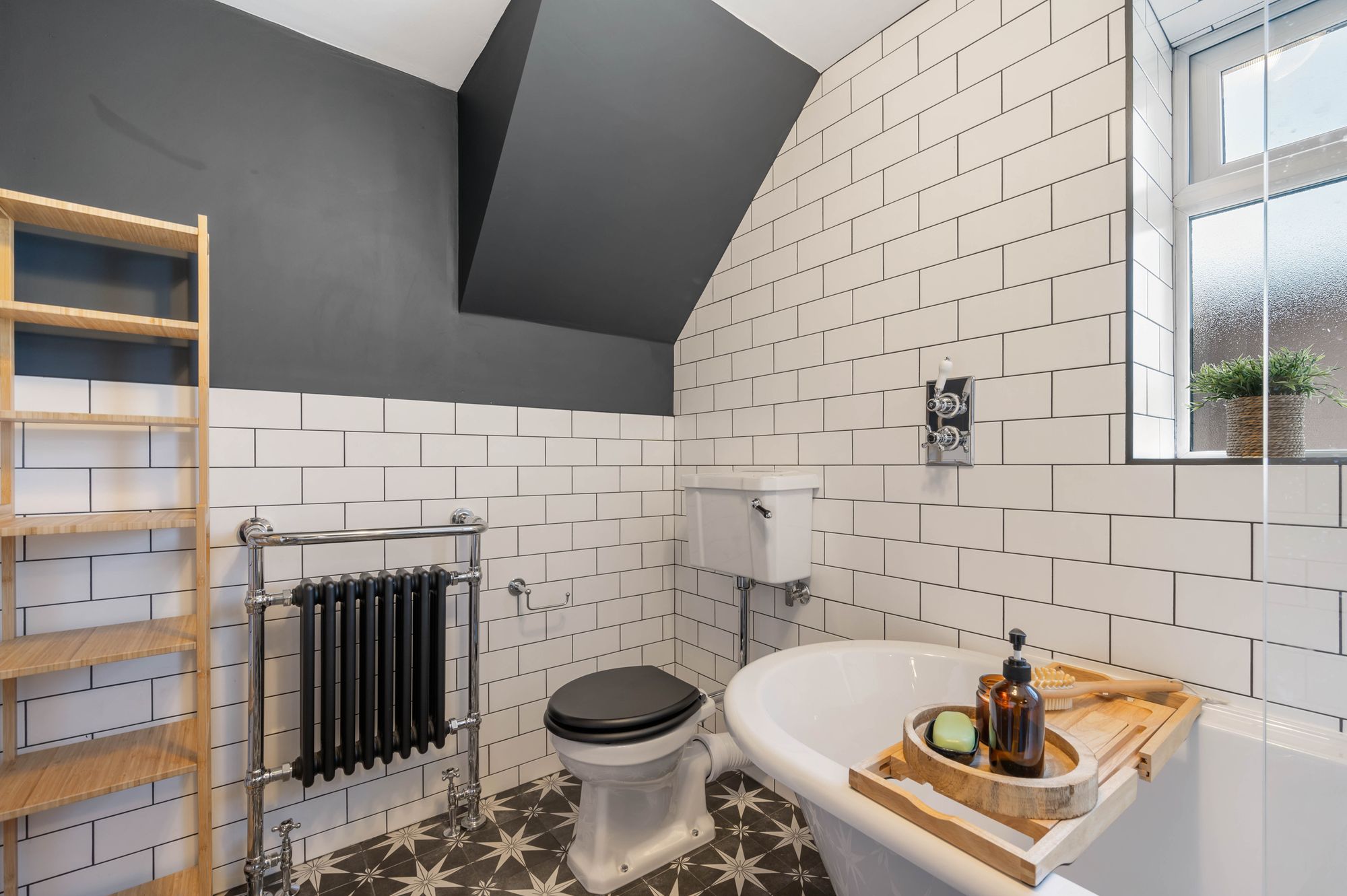 4 bed semi-detached house for sale in Pine Grove, Manchester  - Property Image 31