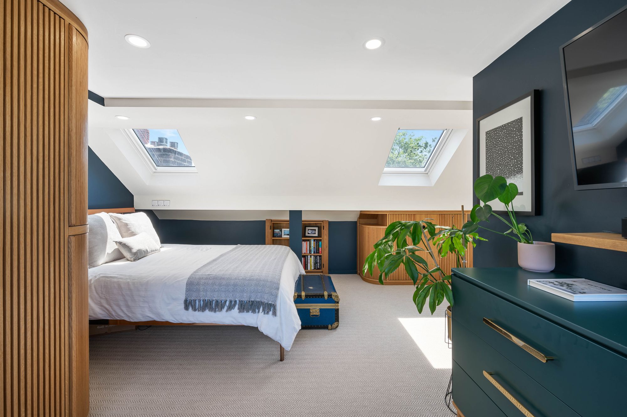 4 bed semi-detached house for sale in Pine Grove, Manchester  - Property Image 35