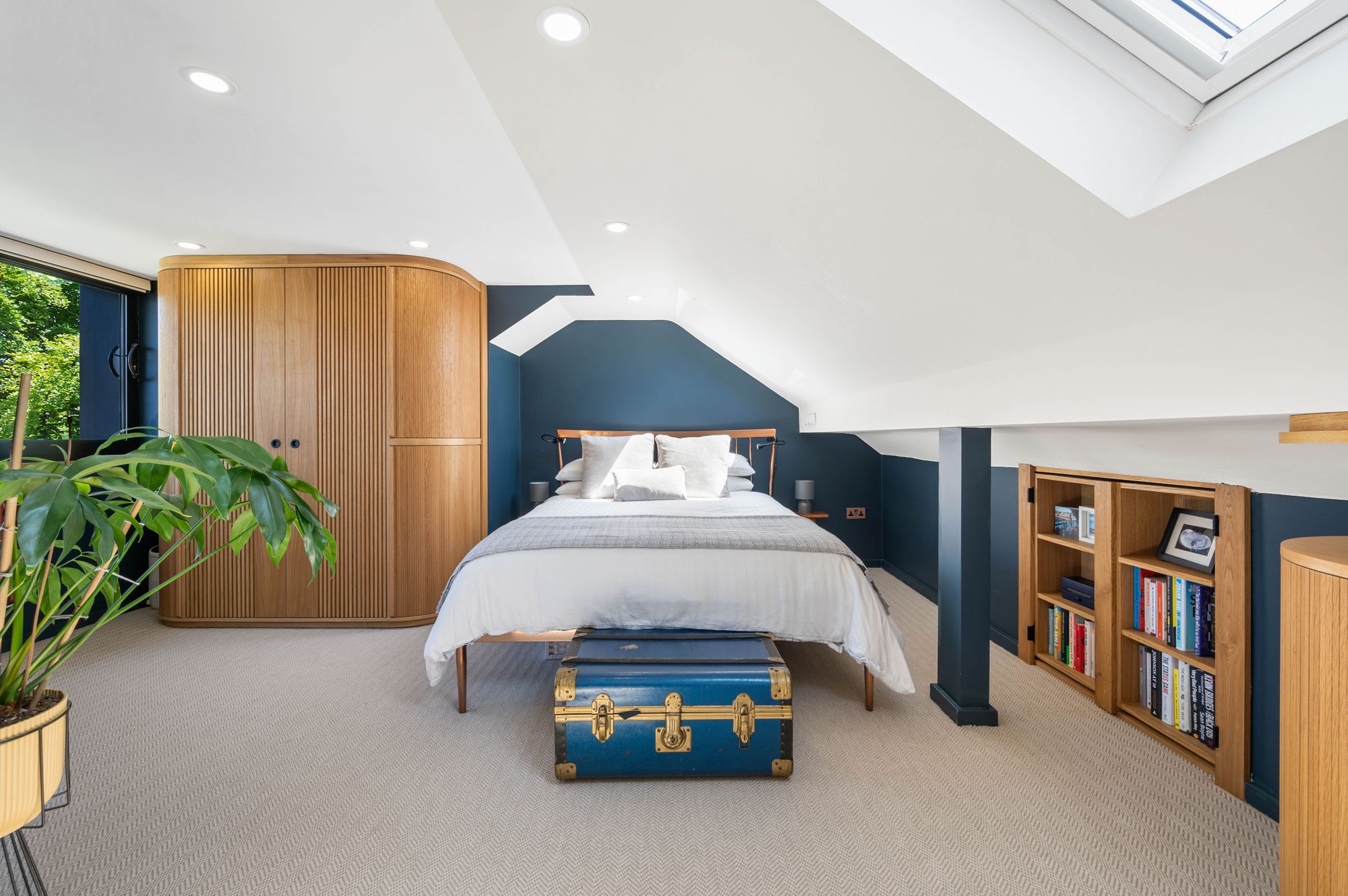 4 bed semi-detached house for sale in Pine Grove, Manchester  - Property Image 34