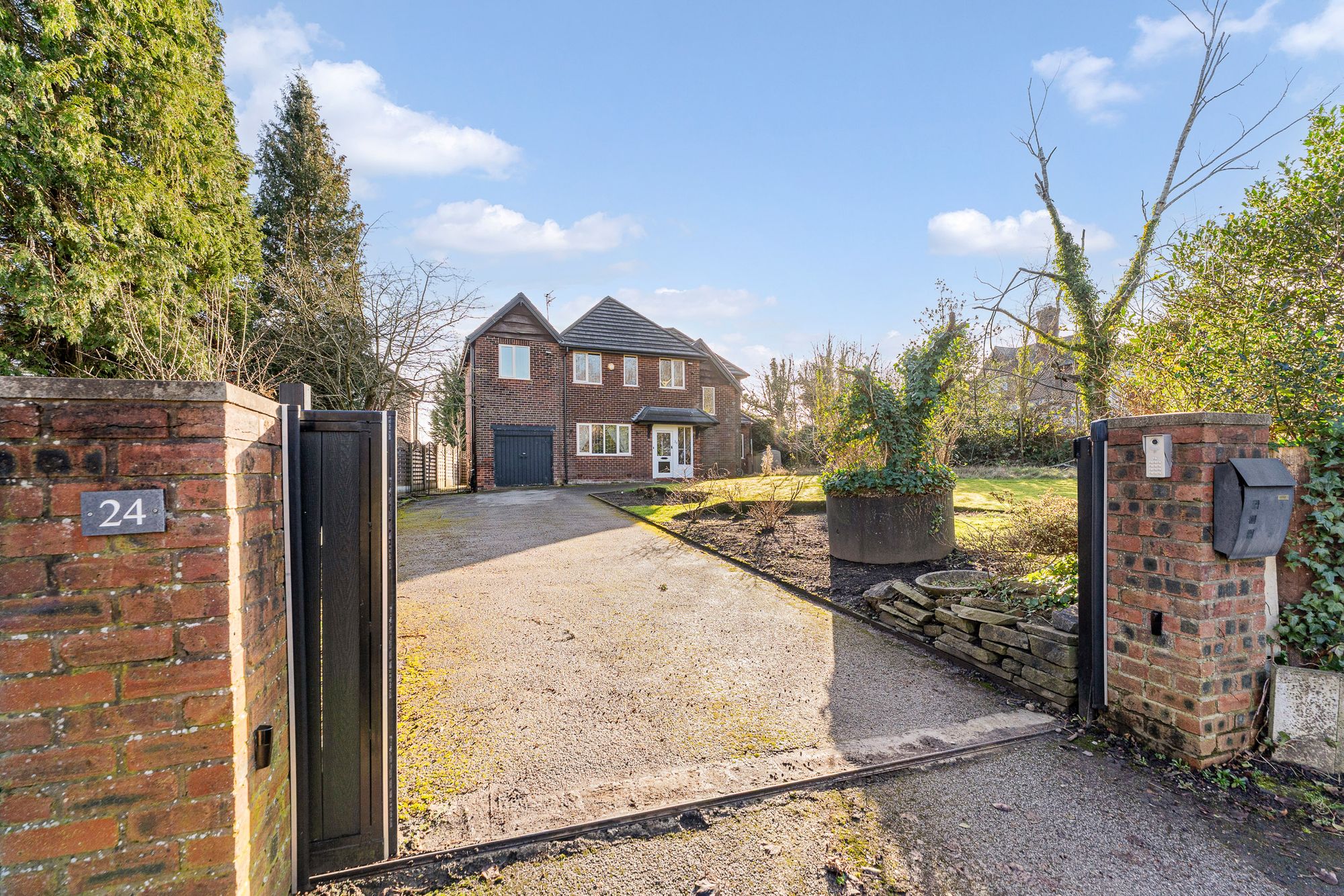 4 bed detached house for sale in Sheepfoot Lane, Manchester 31