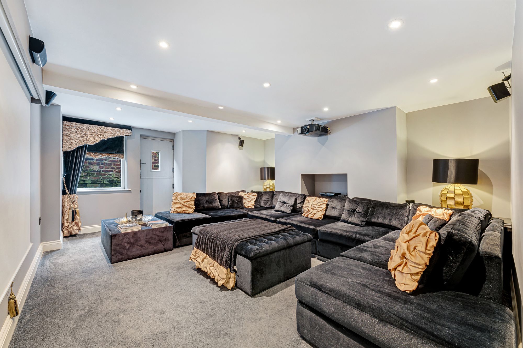 4 bed semi-detached house for sale in Chorley New Road, Bolton  - Property Image 26