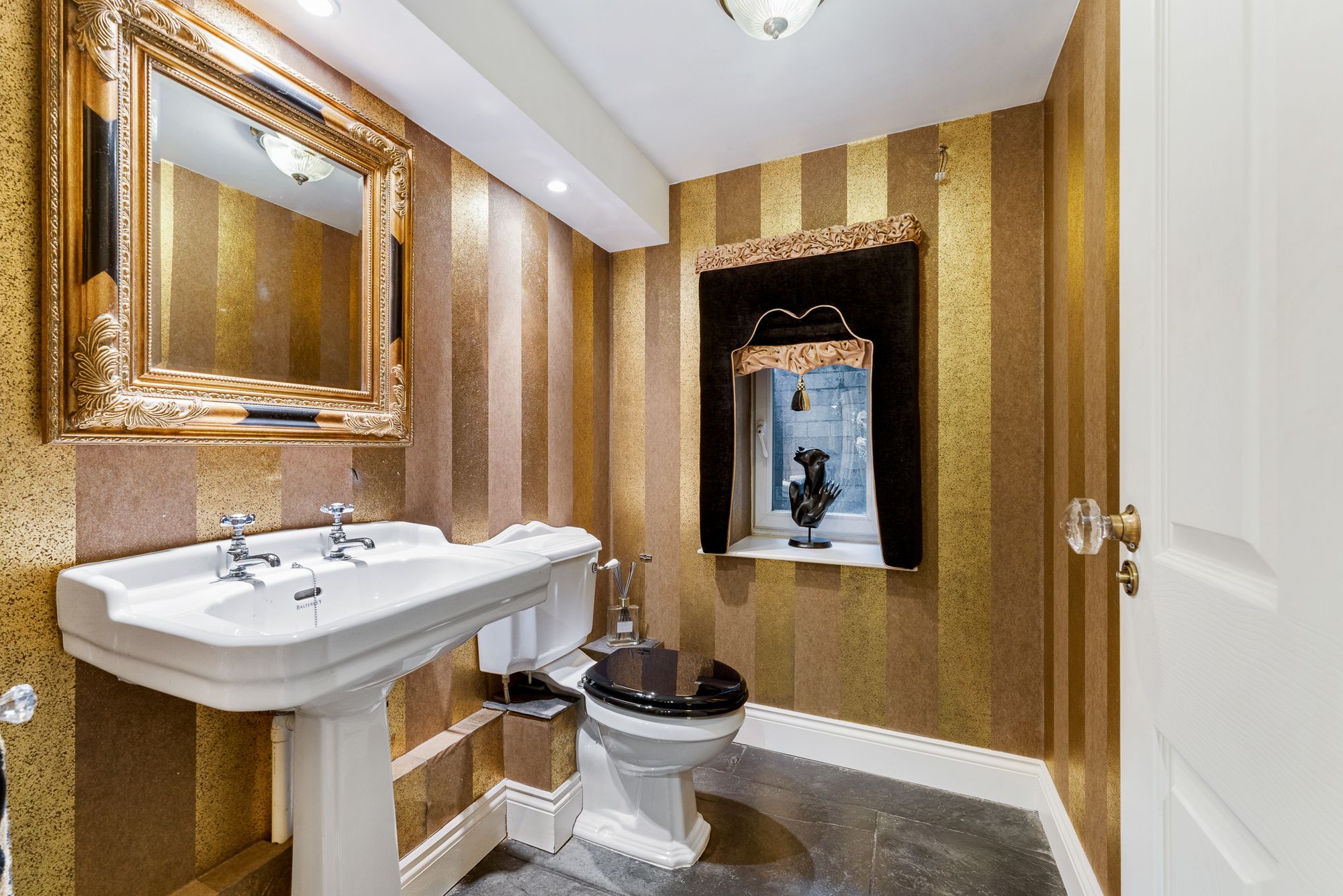 4 bed semi-detached house for sale in Chorley New Road, Bolton  - Property Image 27