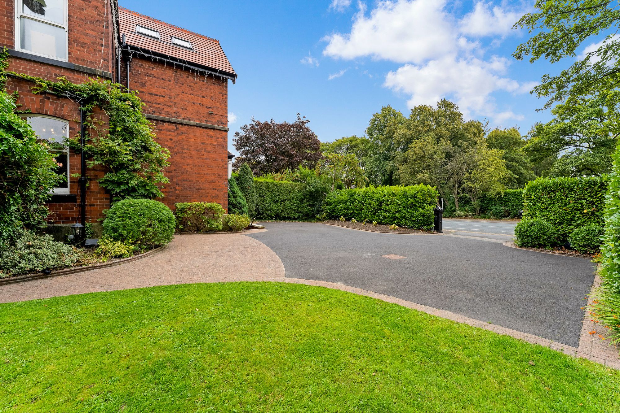 4 bed semi-detached house for sale in Chorley New Road, Bolton  - Property Image 61