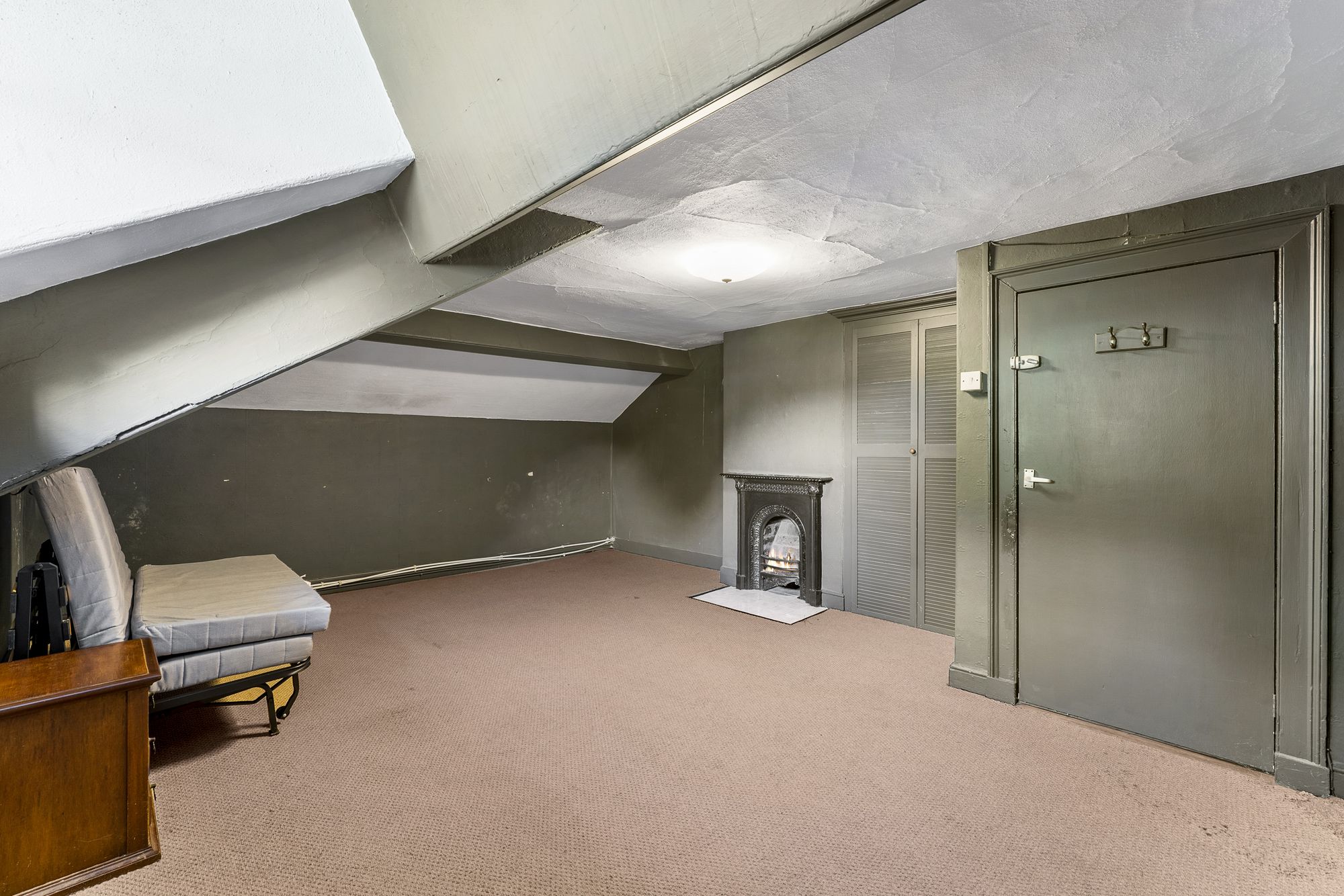 6 bed semi-detached house for sale in The Drive, Bury  - Property Image 42