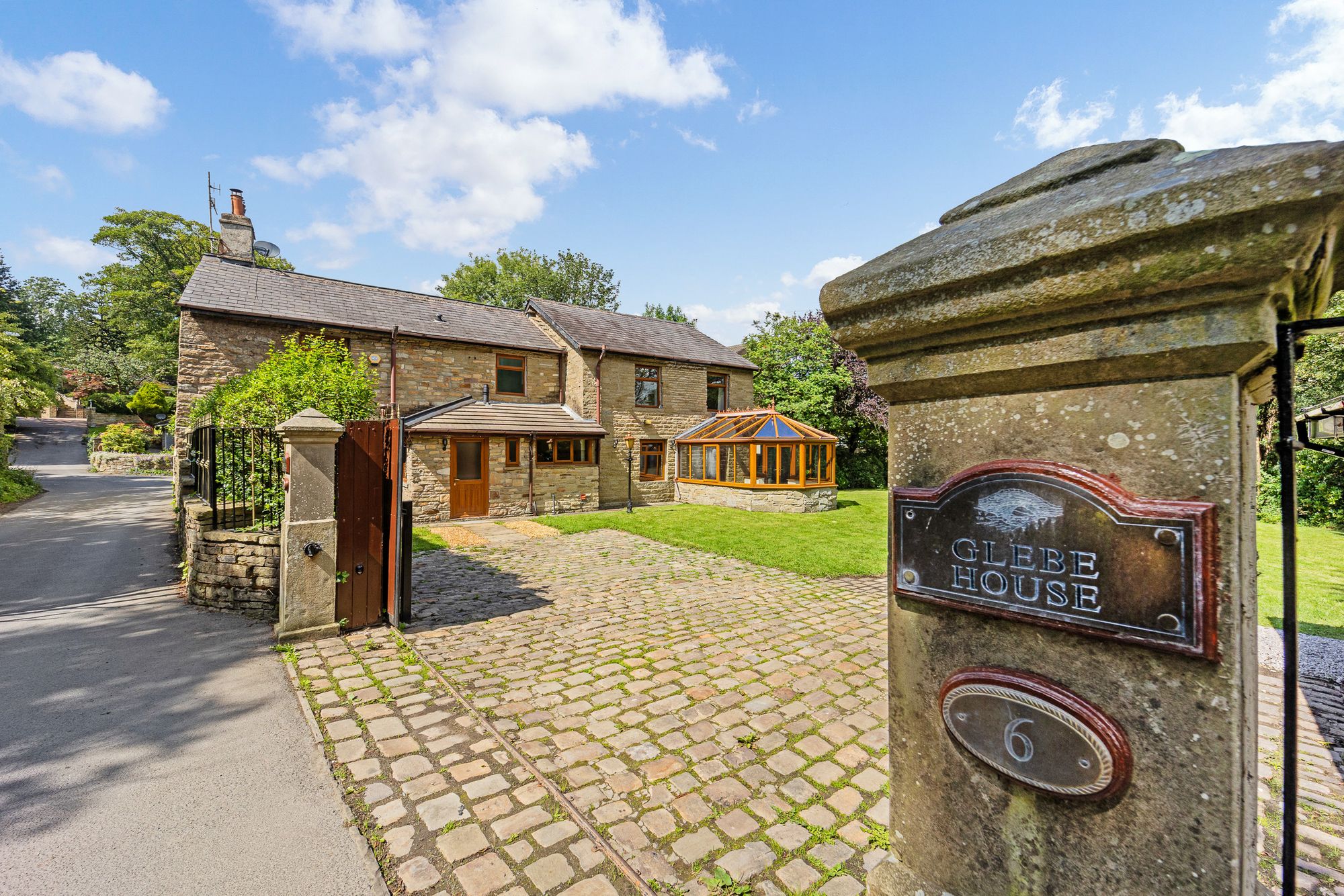 4 bed detached house for sale in The Holme, Rossendale  - Property Image 40
