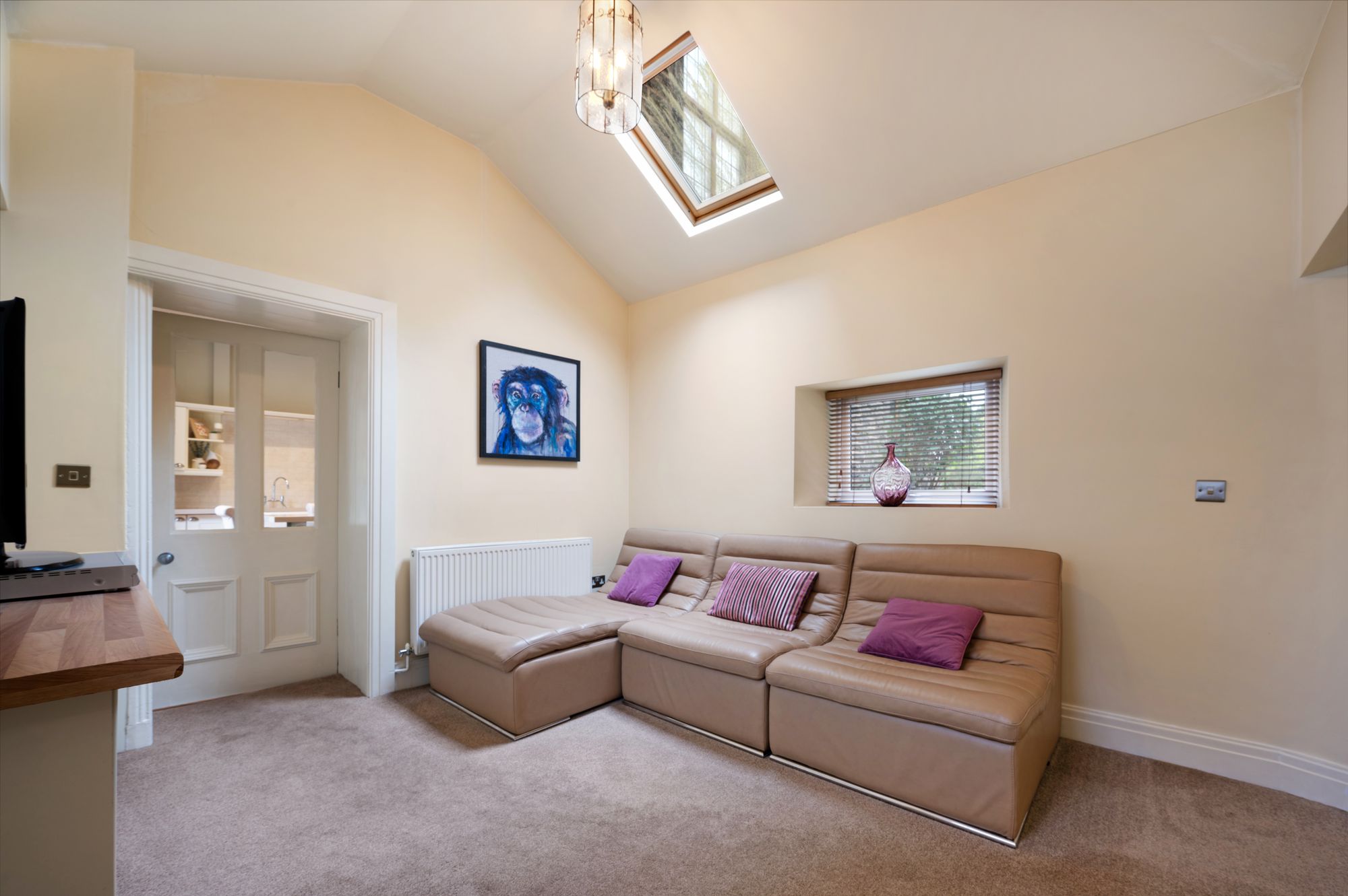 6 bed end of terrace house for sale in Burnley Road, Rossendale  - Property Image 17