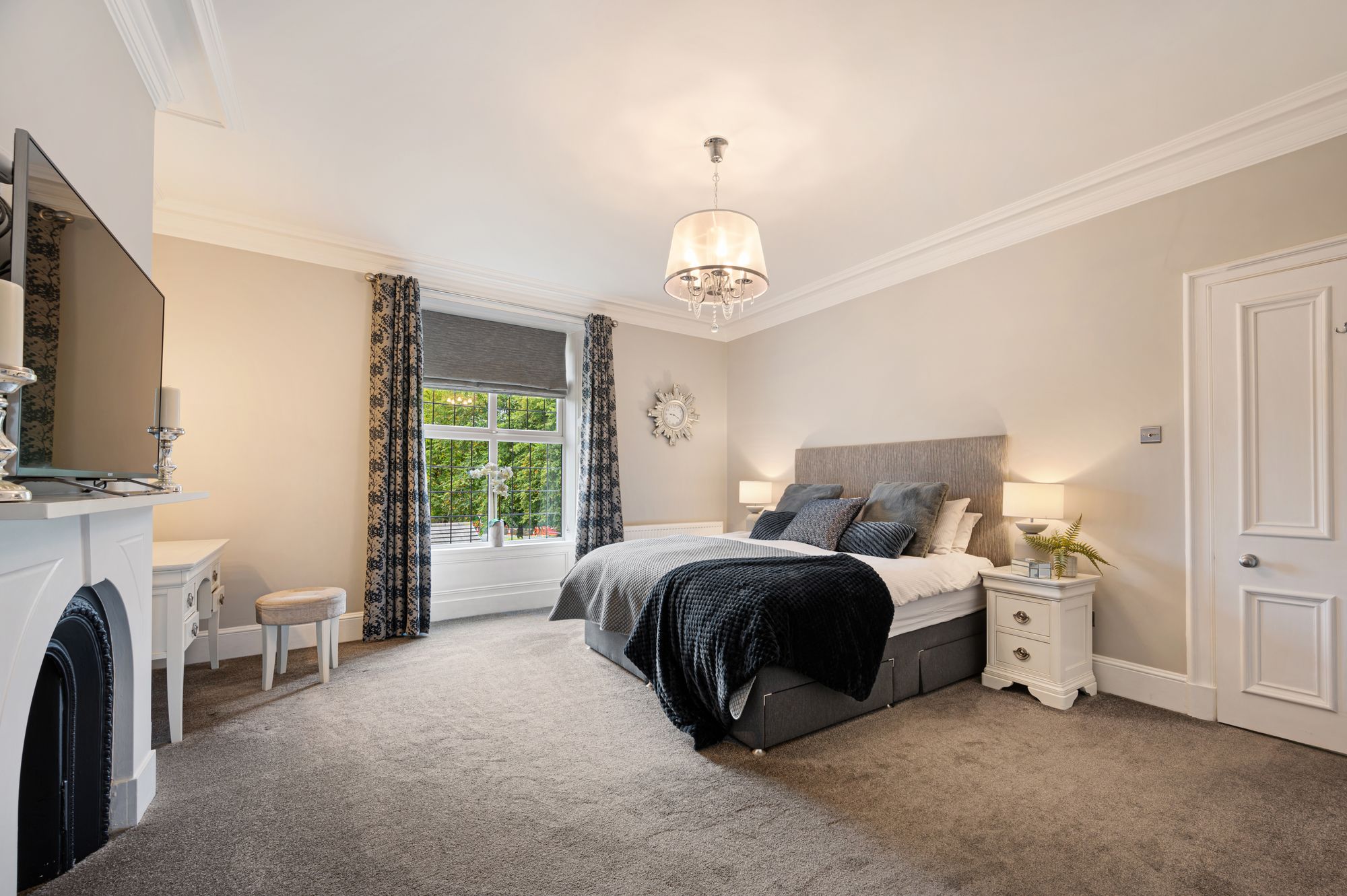 6 bed end of terrace house for sale in Burnley Road, Rossendale 22