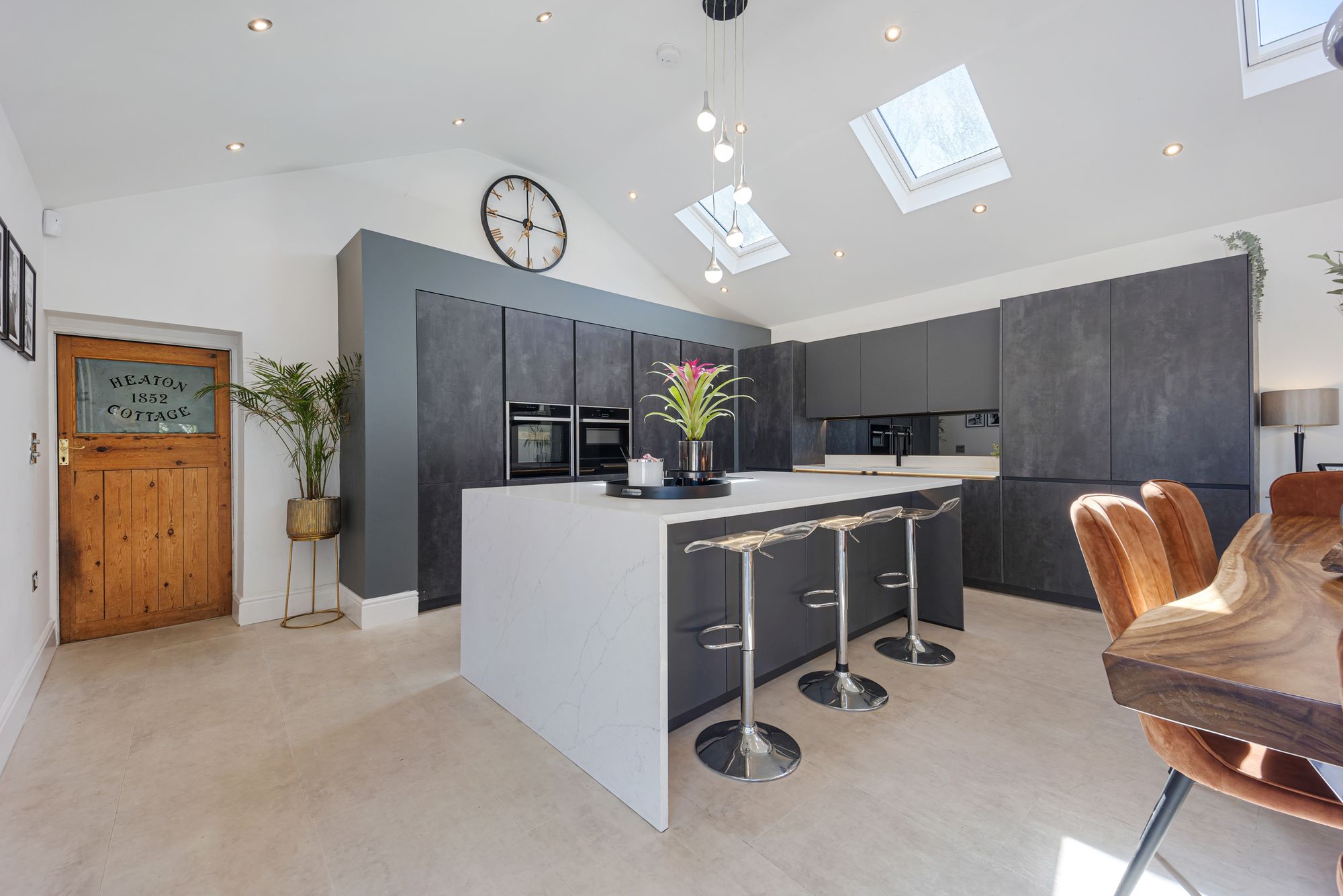 3 bed detached house for sale in Bolton Road, Darwen  - Property Image 8