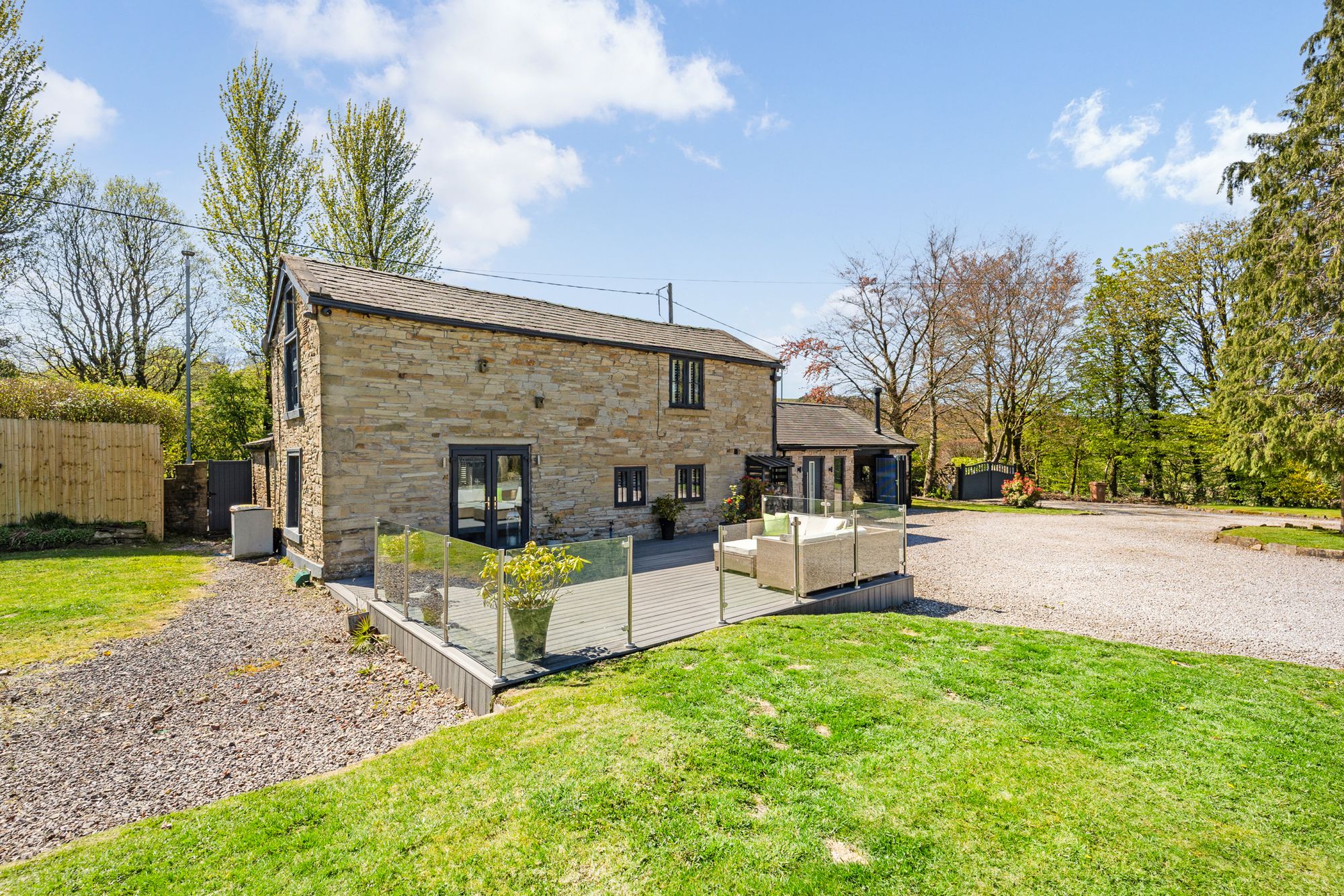 3 bed detached house for sale in Bolton Road, Darwen  - Property Image 44