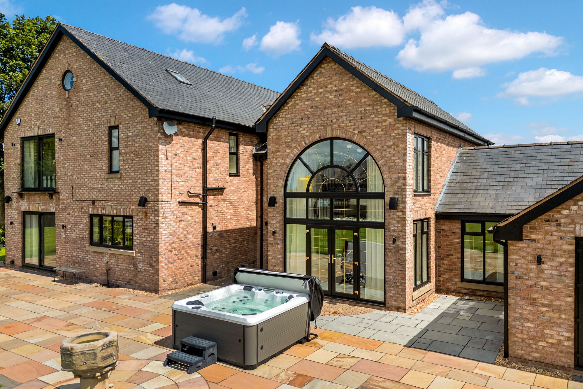 6 bed detached house for sale in Dobb Brow Road, Bolton 77