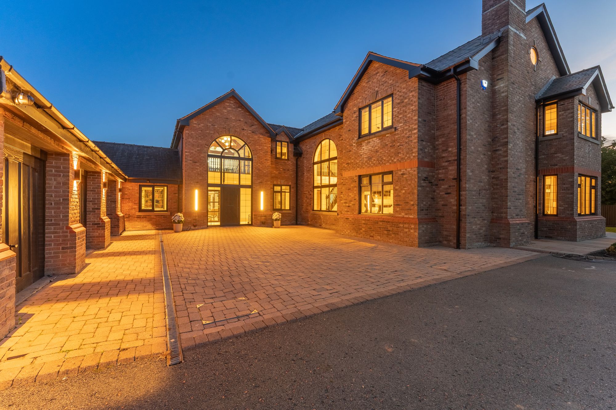 6 bed detached house for sale in Dobb Brow Road, Bolton 85