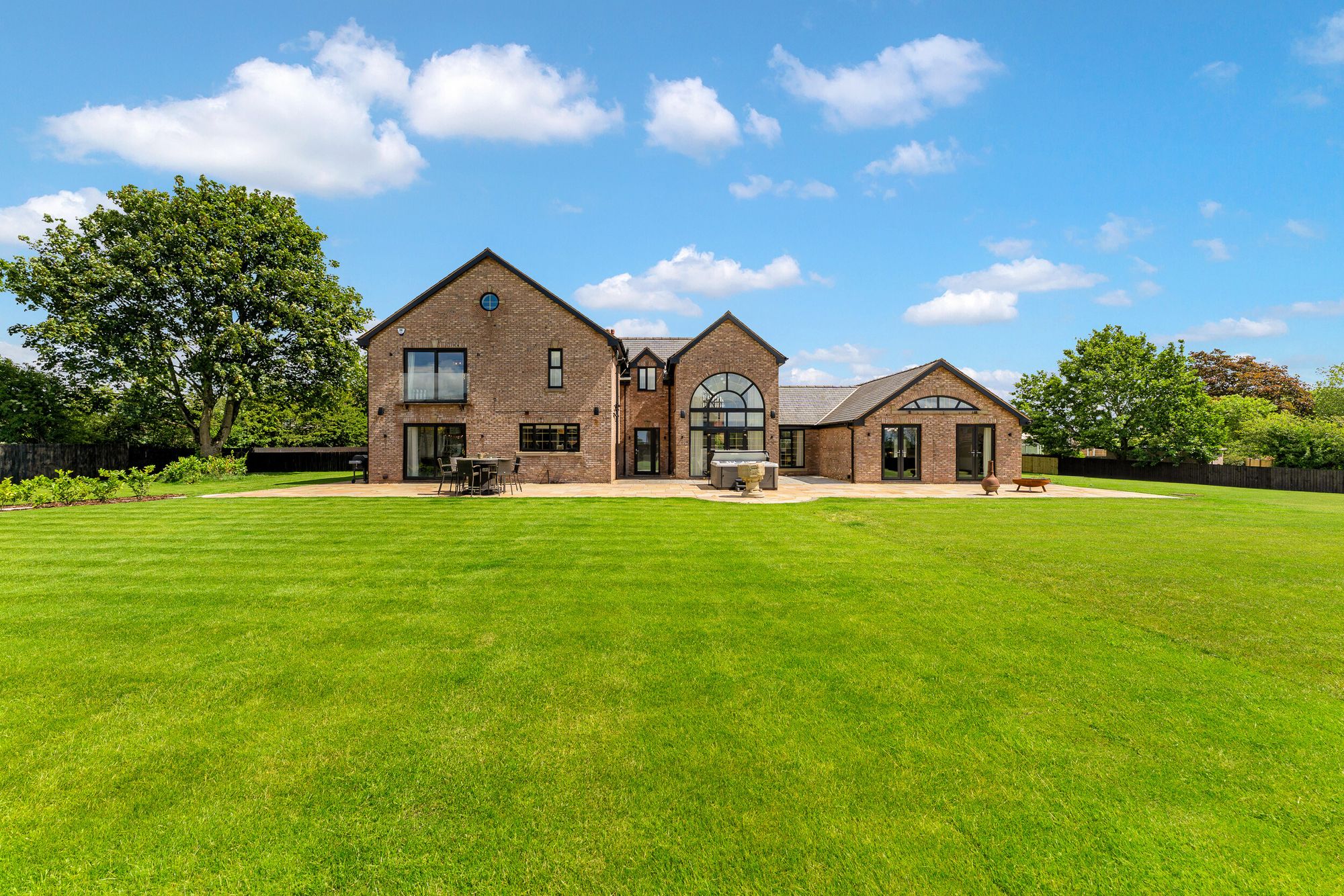 6 bed detached house for sale in Dobb Brow Road, Bolton  - Property Image 4