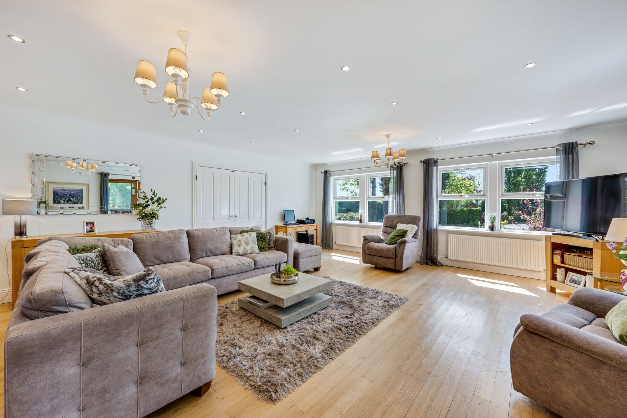 5 bed detached house for sale in Castle Road, Bury  - Property Image 10