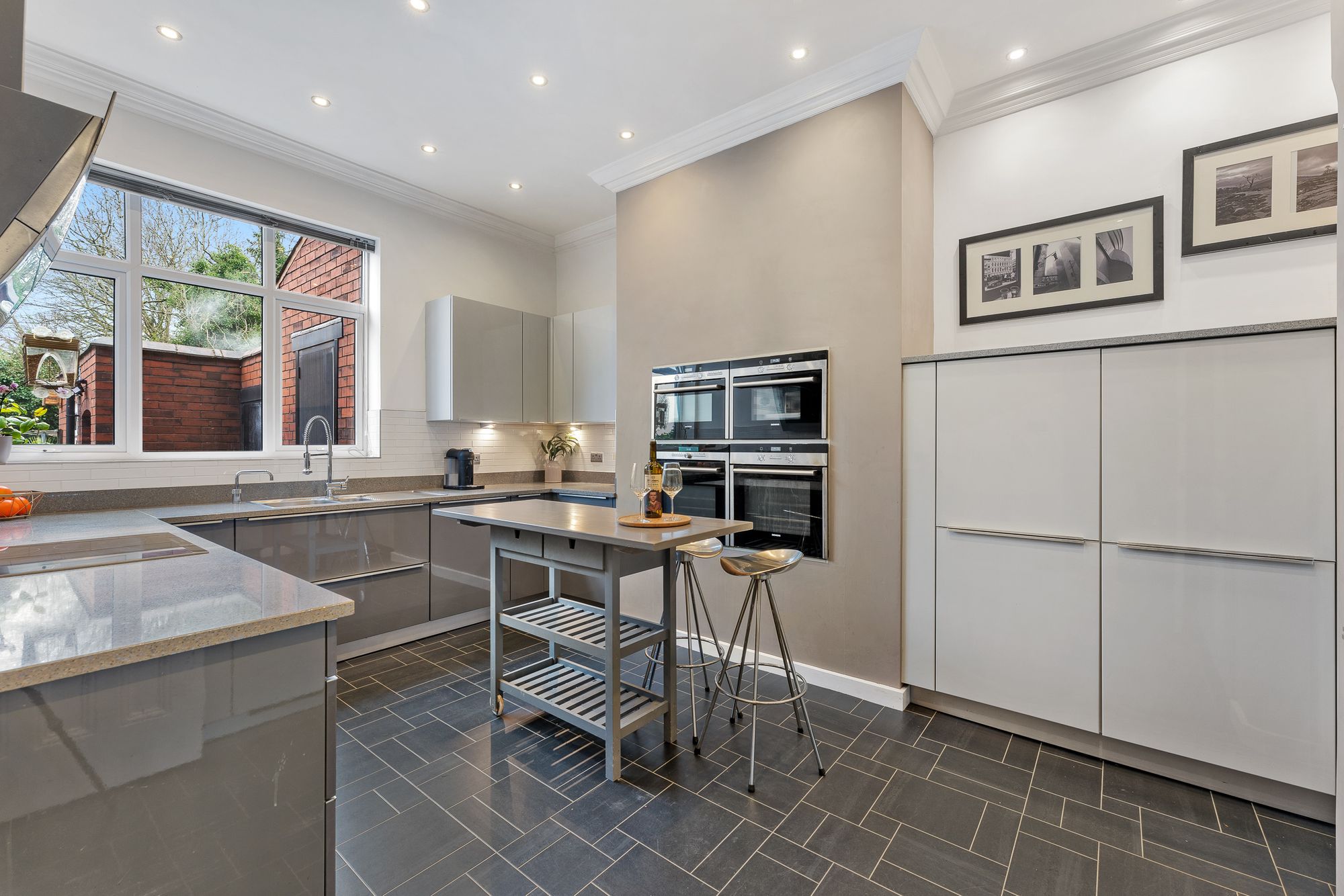 6 bed semi-detached house for sale in Albert Road, Bolton 2