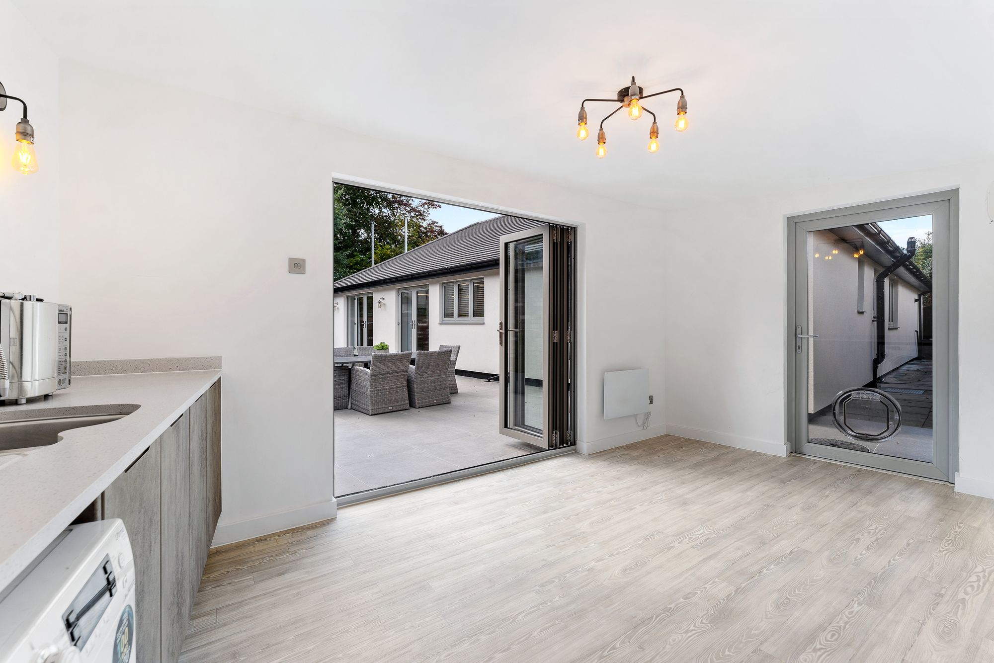 3 bed detached bungalow for sale in Dales Lane, Manchester  - Property Image 44