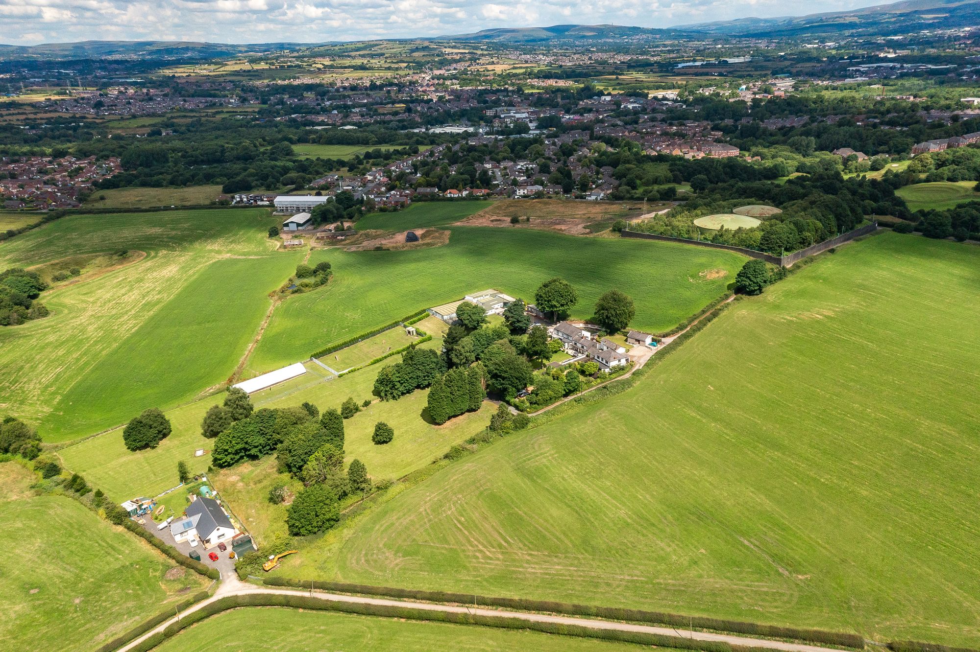 3 bed for sale in Clarkes Hill, Manchester 3