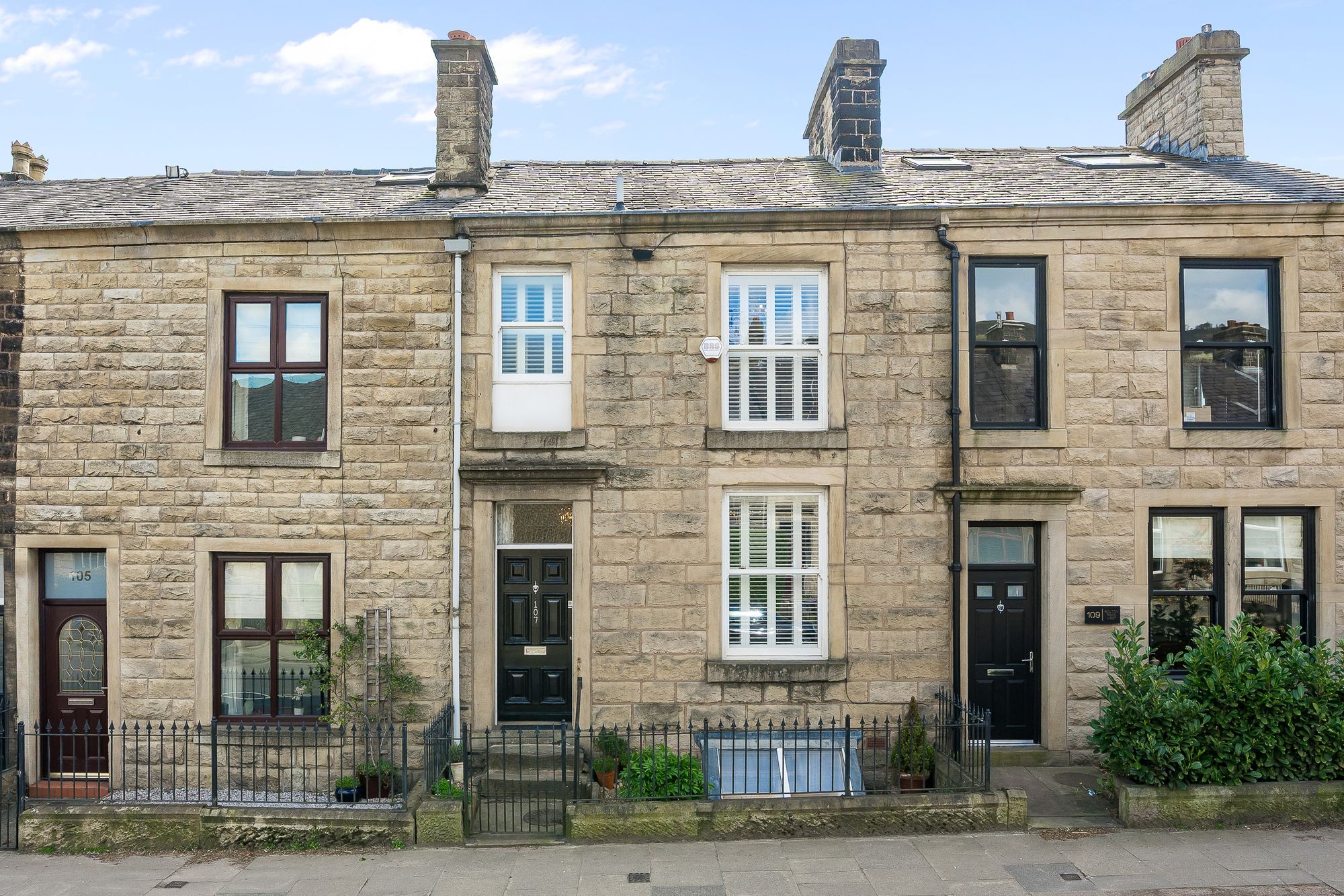 3 bed terraced house for sale in Bolton Road West, Bury 3