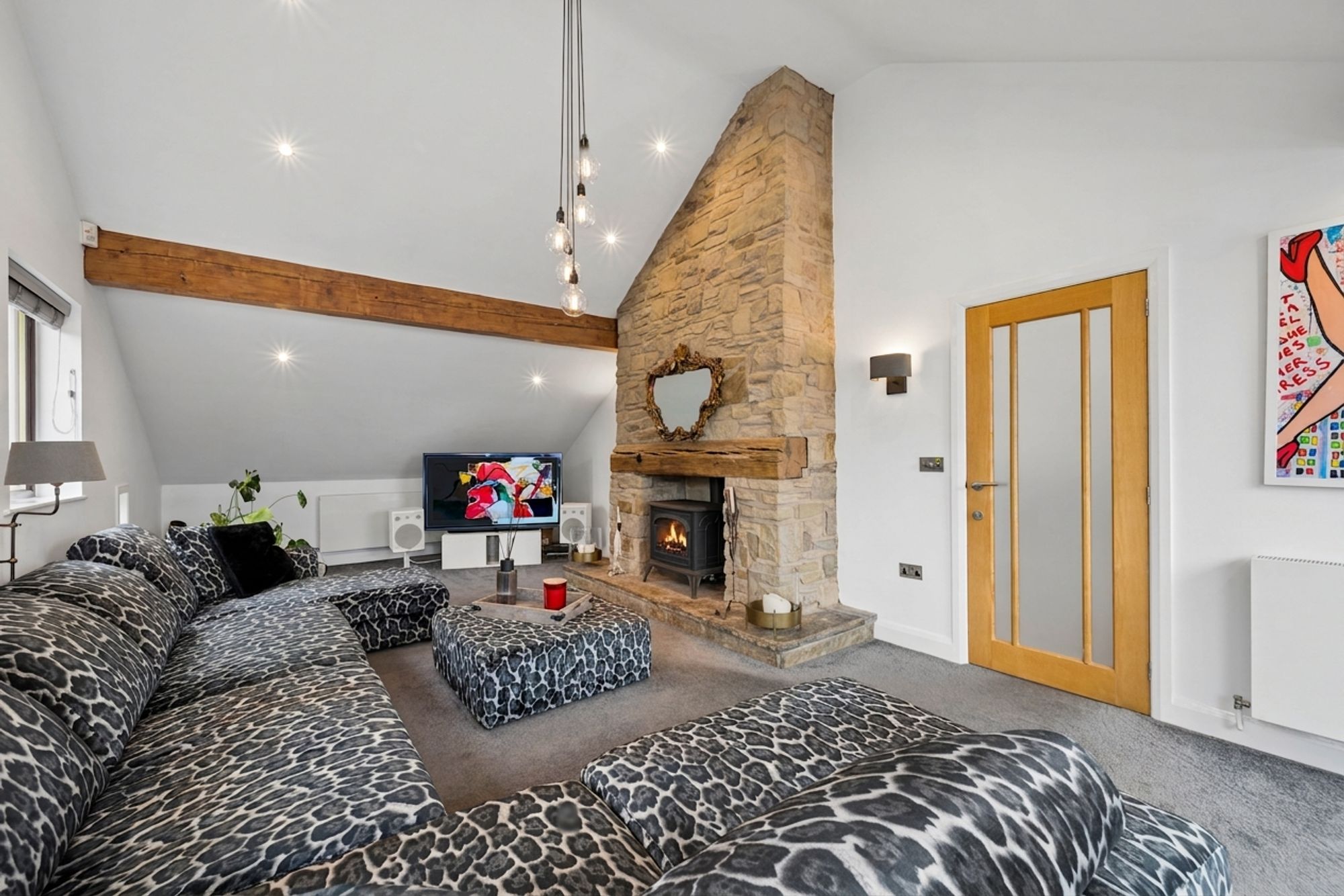 4 bed stone house for sale in Beaumont Road, Bolton 2