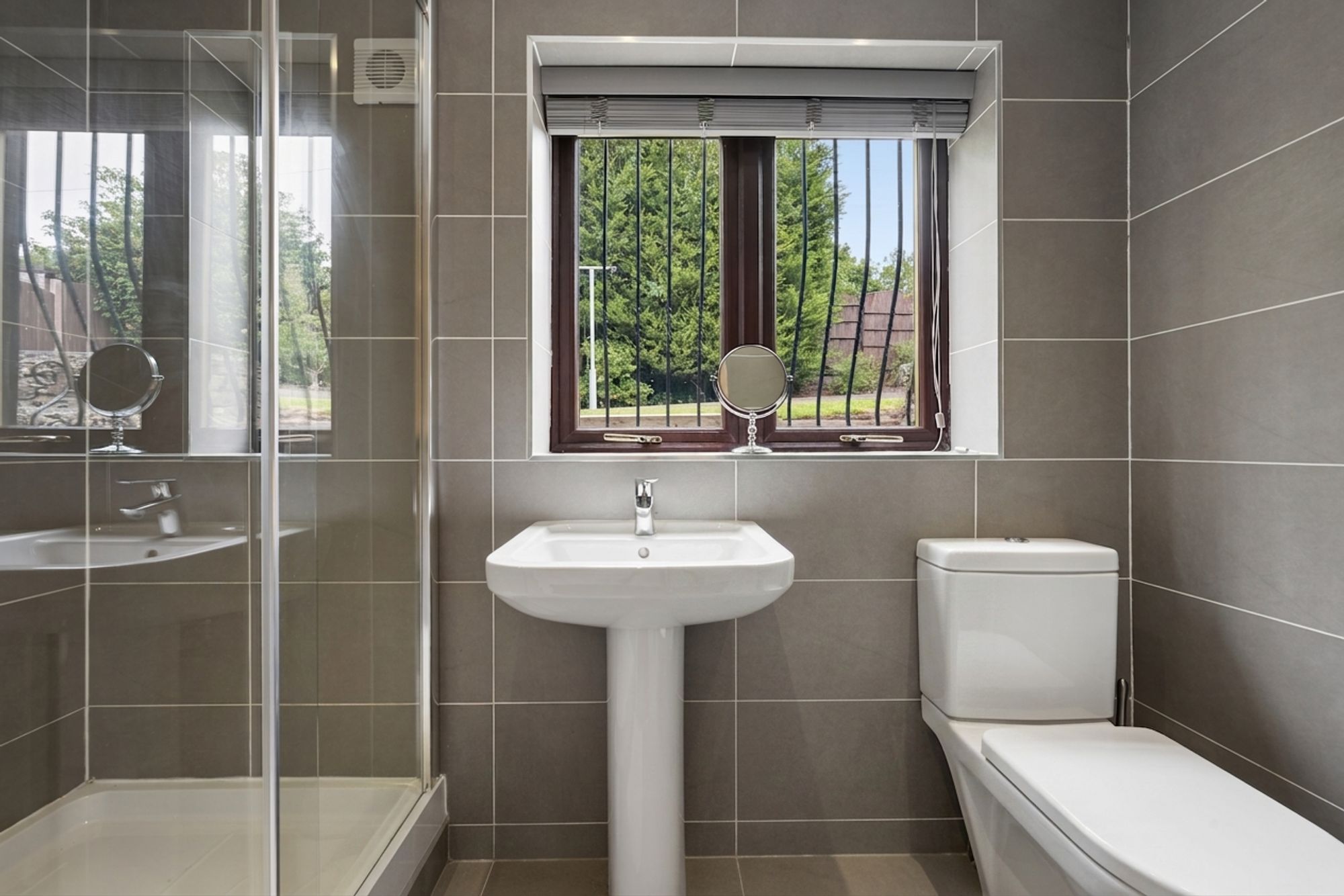 4 bed stone house for sale in Beaumont Road, Bolton 42
