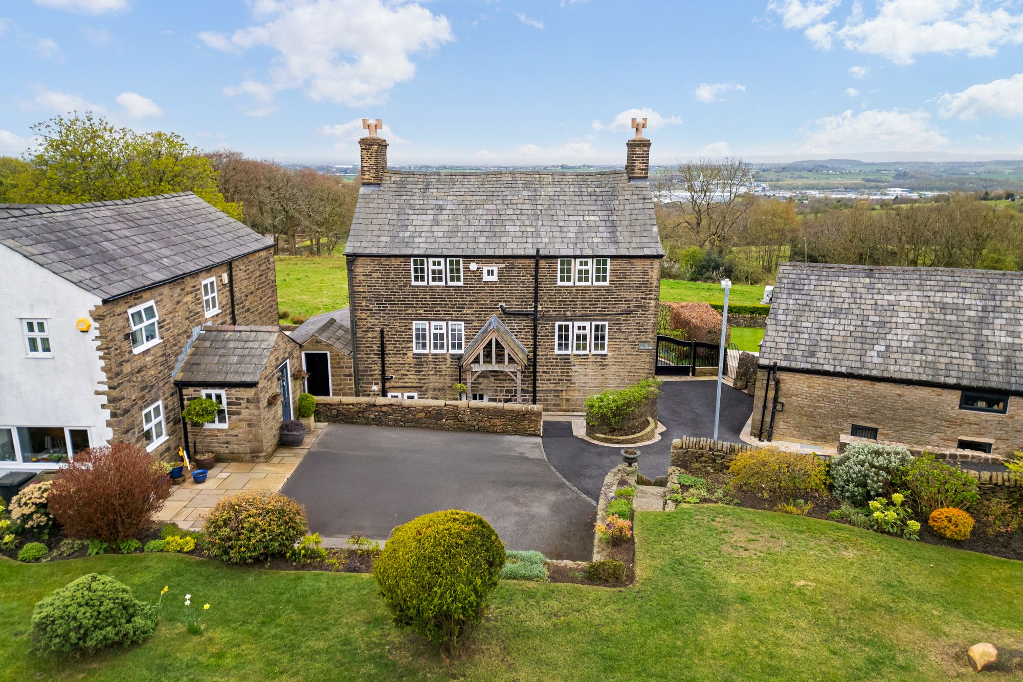 2 bed detached house for sale in Bottom O Th Moor, Bolton  - Property Image 57