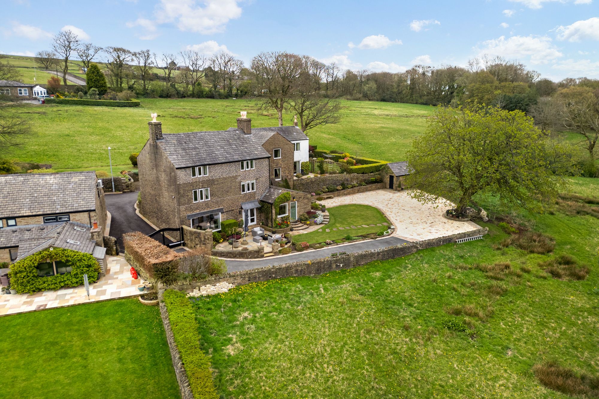 2 bed detached house for sale in Bottom O Th Moor, Bolton  - Property Image 54