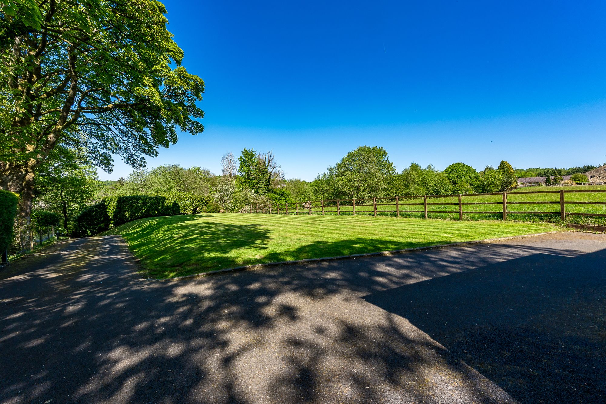 3 bed detached house for sale in Dunscar Fold, Bolton  - Property Image 4