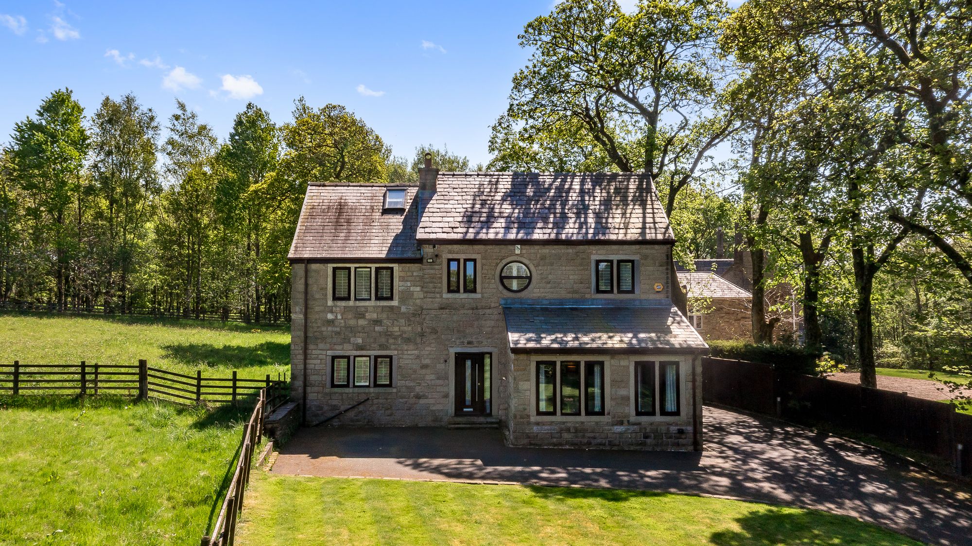 3 bed detached house for sale in Dunscar Fold, Bolton  - Property Image 33