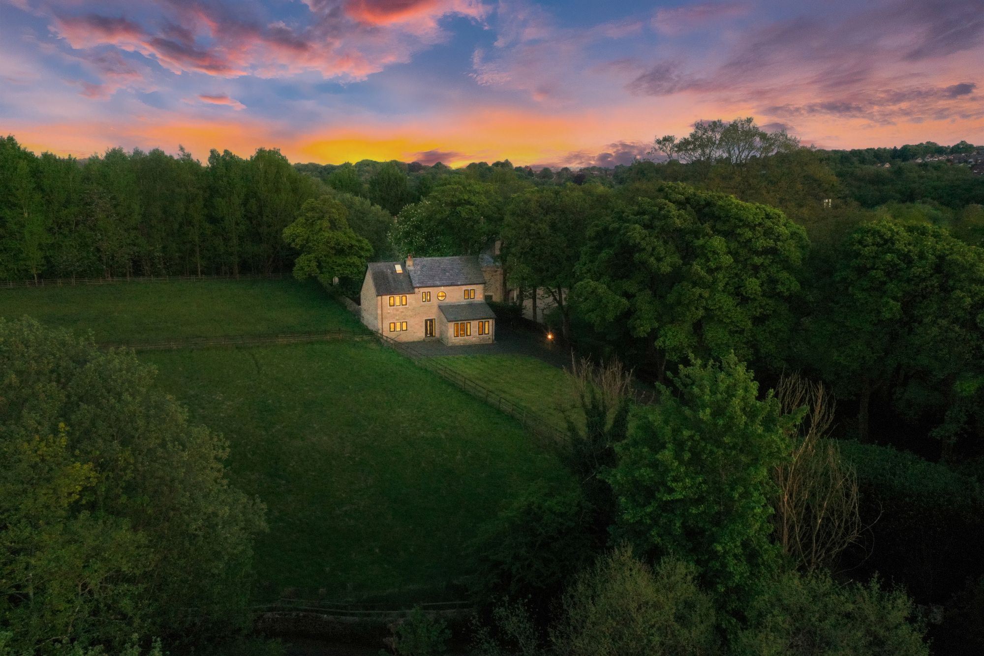3 bed detached house for sale in Dunscar Fold, Bolton  - Property Image 6