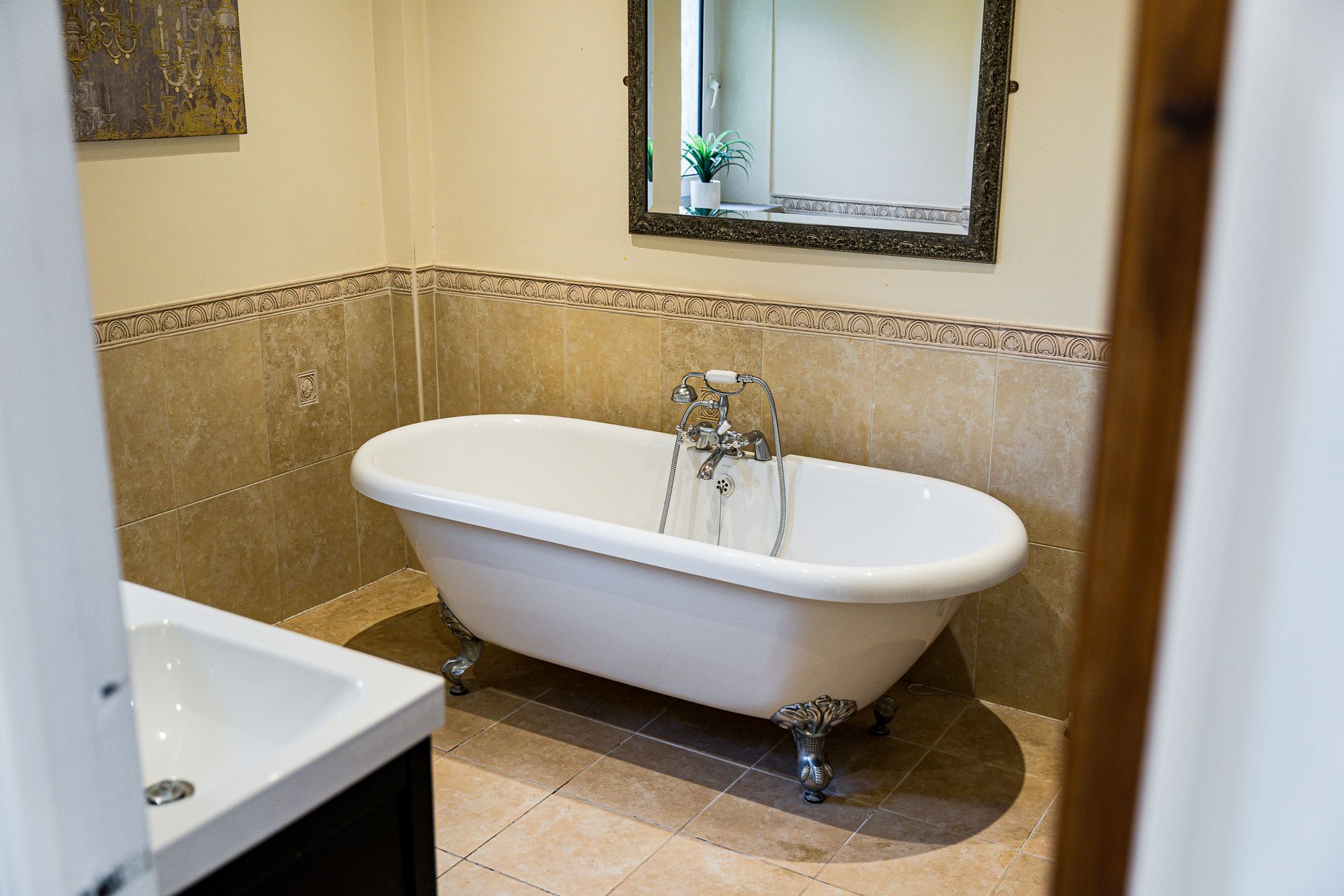 5 bed semi-detached house for sale in Broadhead Road, Bolton  - Property Image 44