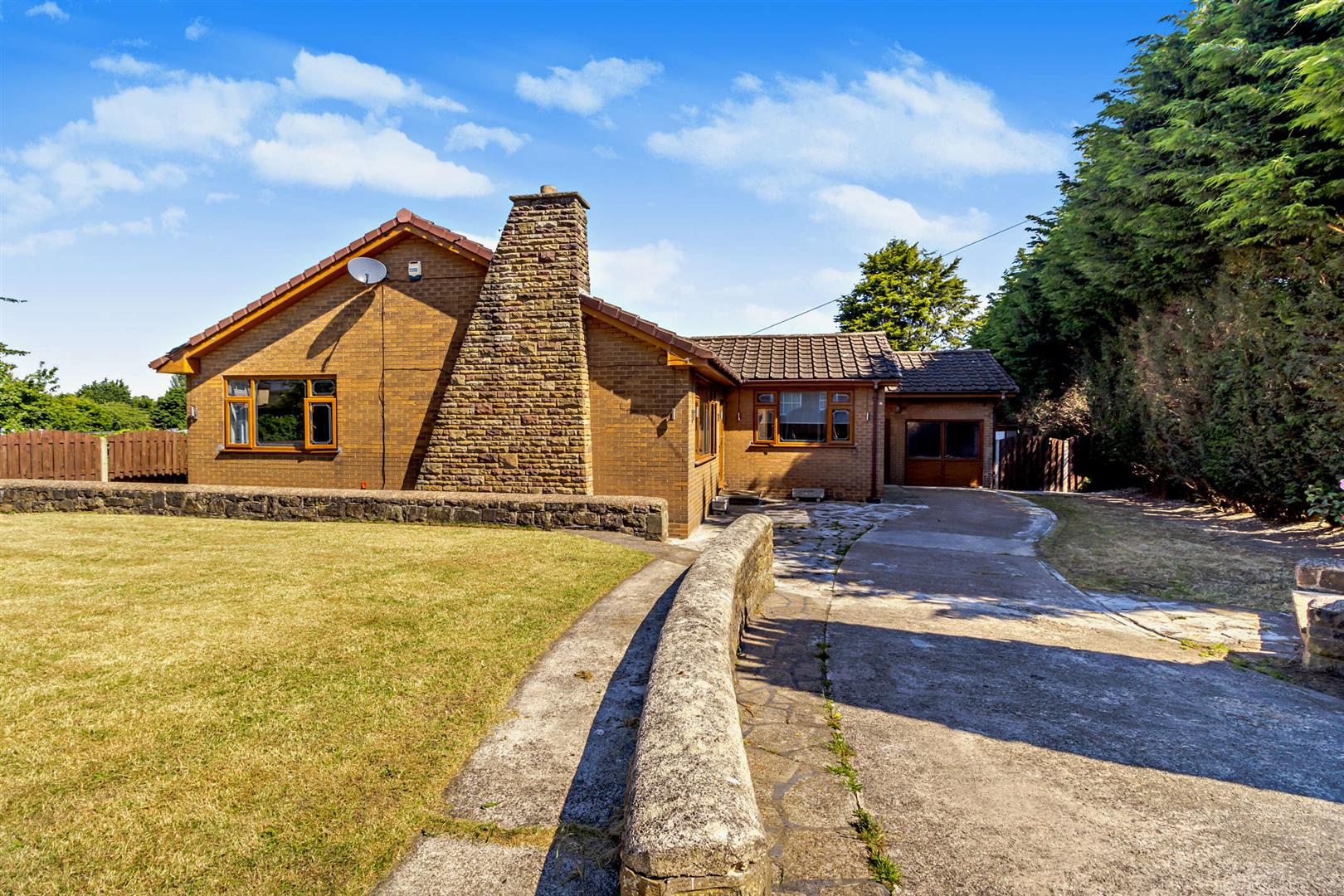 5 Bed Detached Bungalow For Sale In St. Leonards Avenue, Thrybergh, Rotherham, (Ref: 18815860)