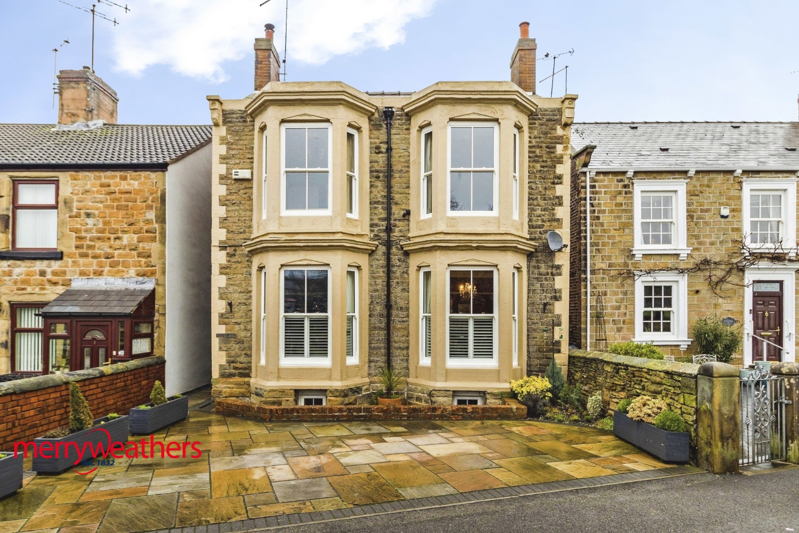 3 Bed Detached House For Sale In Rossiter Road, Greasbrough, Rotherham, (Ref: 19284463)