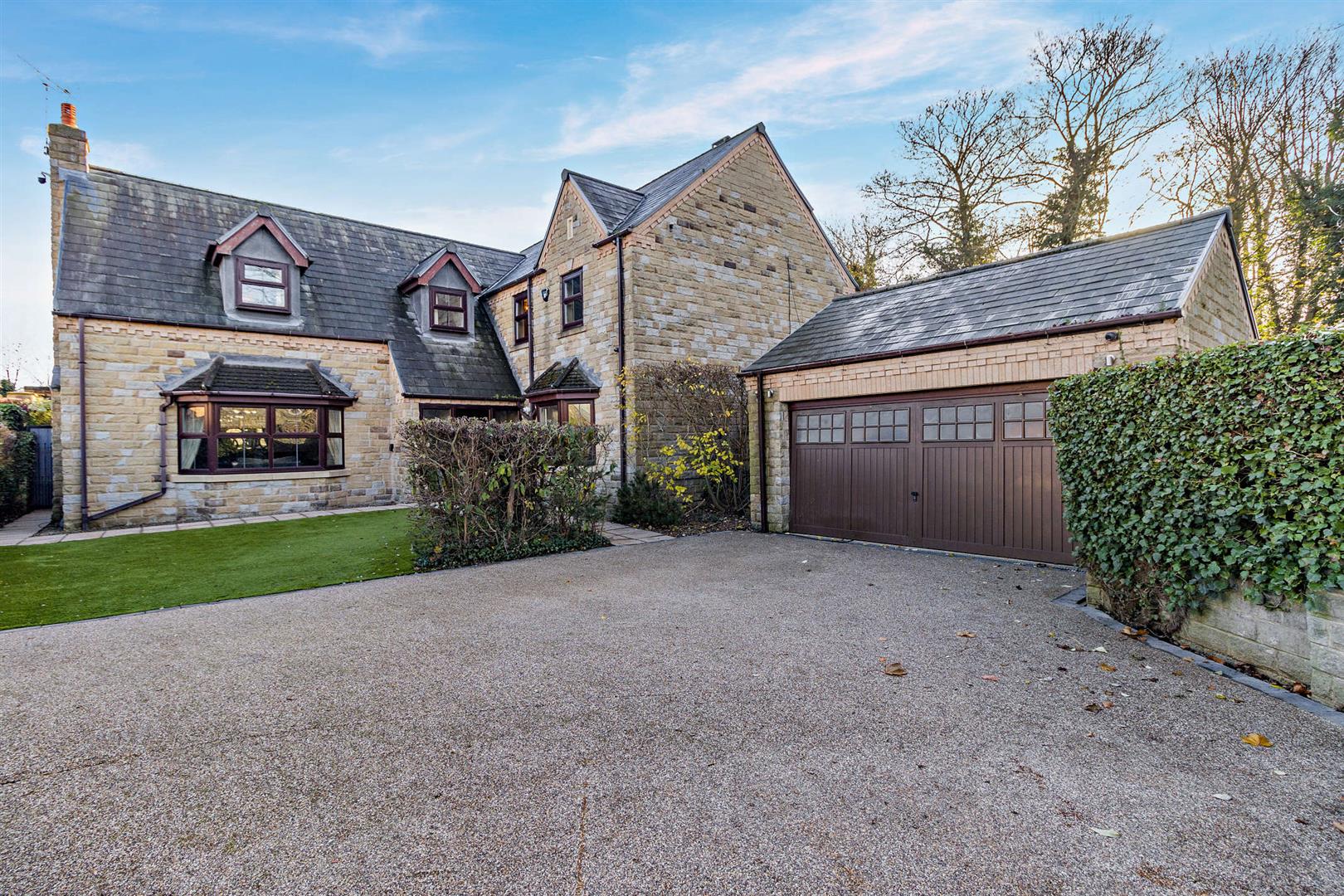 5 Bed Detached House For Sale In Lawns Wood Gardens, Thrybergh, Rotherham, (Ref: 19592034)
