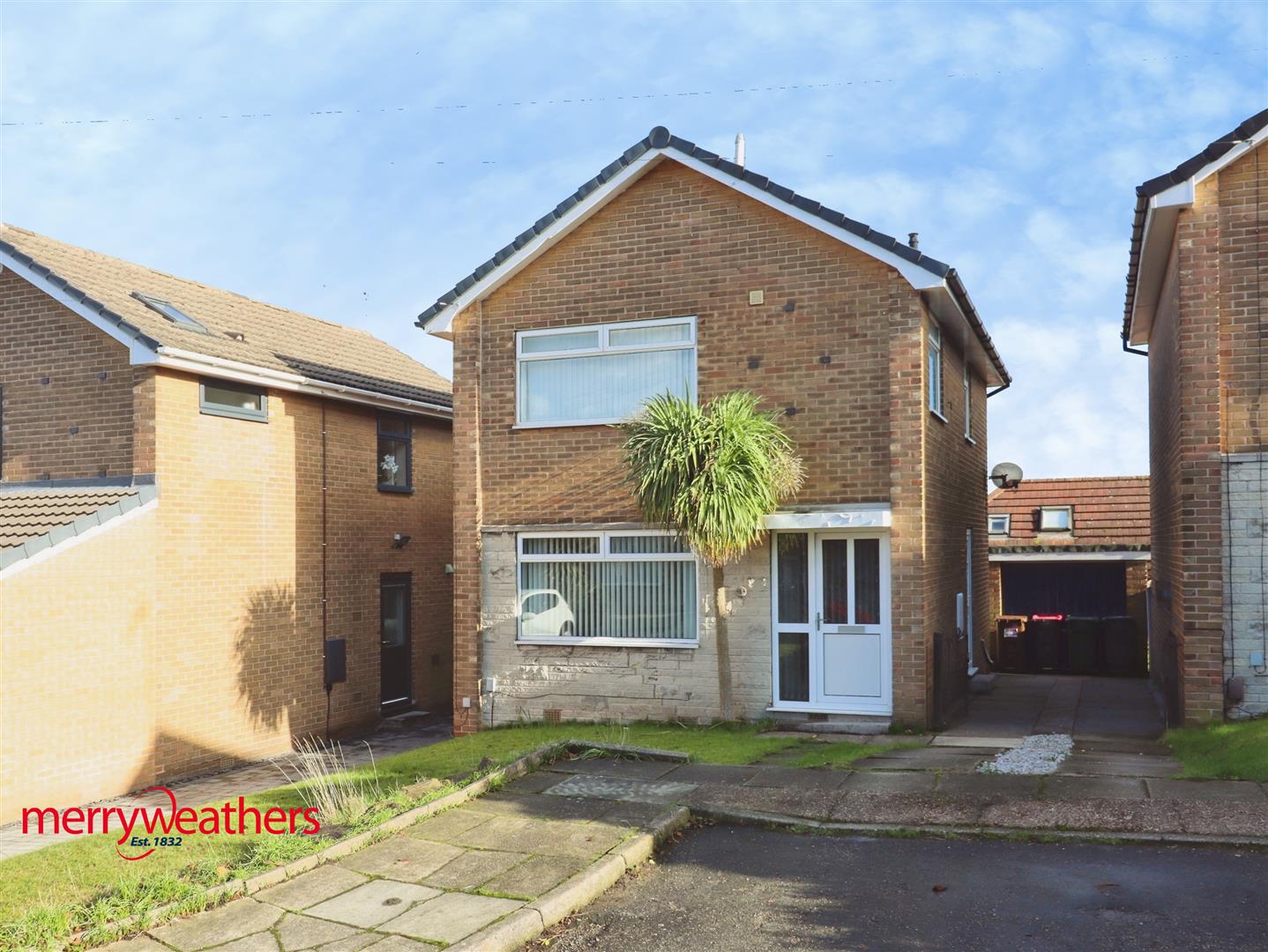 3 Bed Detached House For Sale In Charnwood Grove, Kimberworth, Rotherham., (Ref: 19634923), S61 1HQ