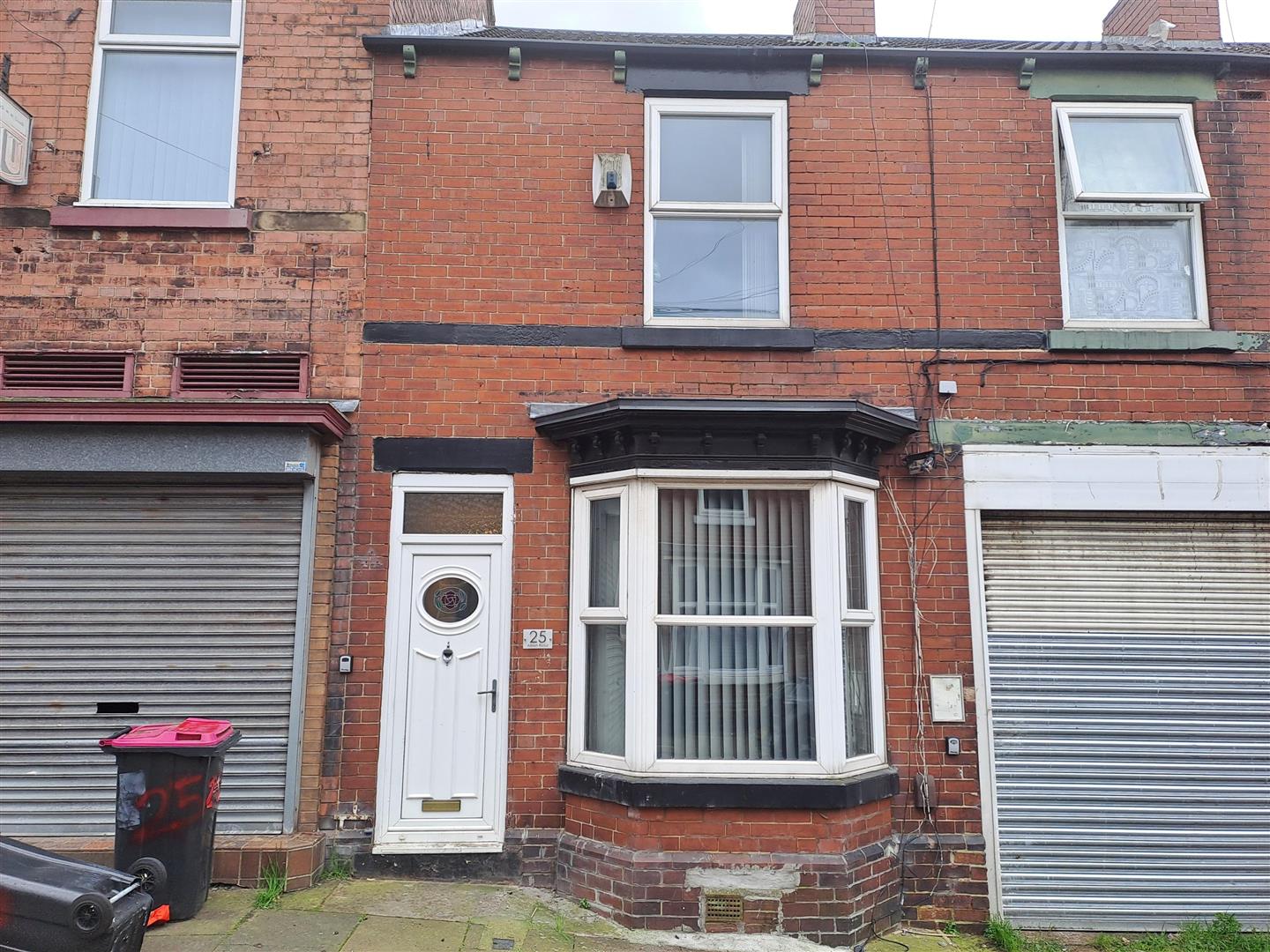 2 Bed Terraced House For Sale In Albion Road, Off Wellgate, Rotherham., (Ref: 19682621), S60 2NF