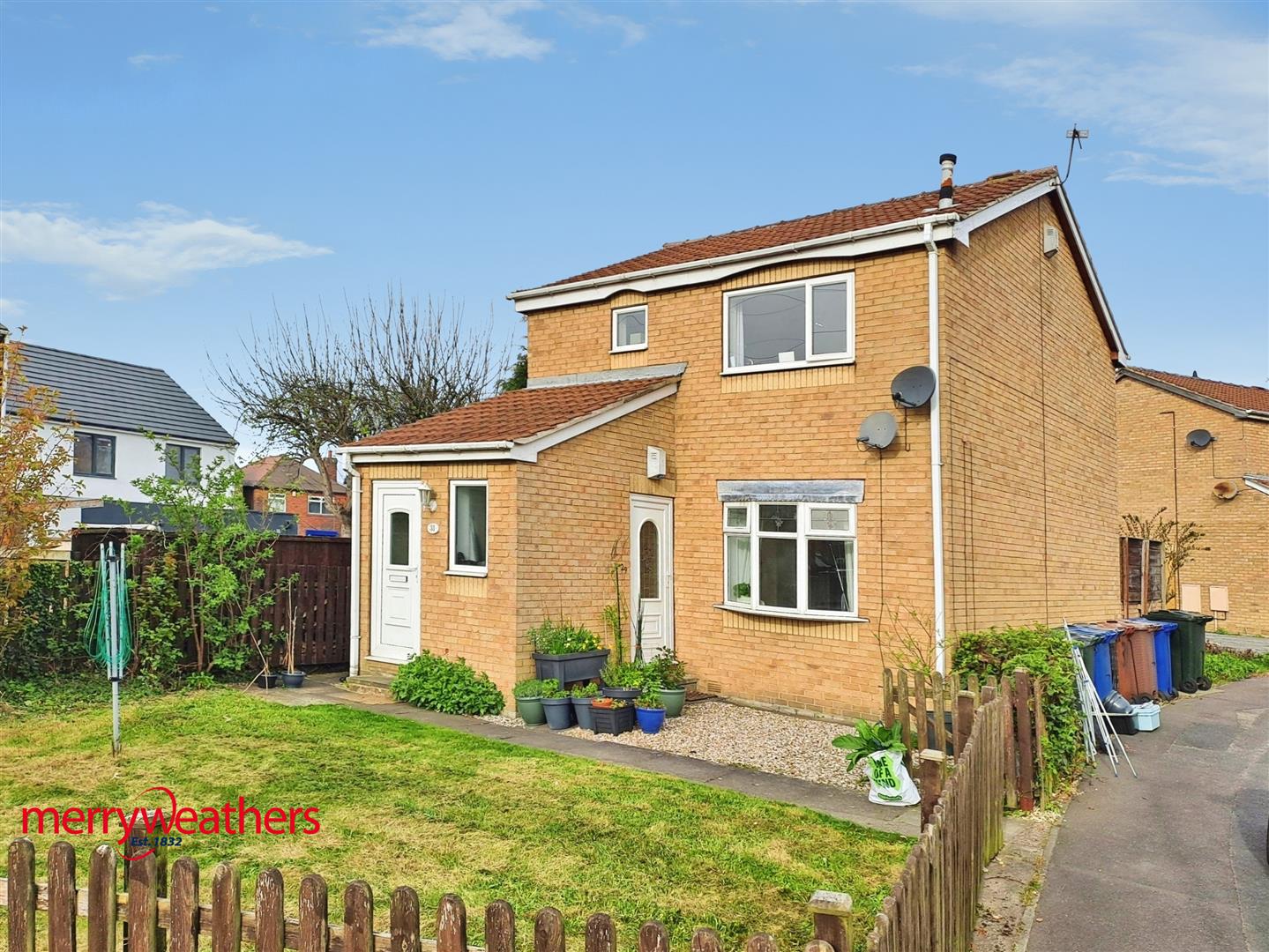 2 Bed Flat For Sale In Cloverlands Drive, Staincross, Barnsley, (Ref: 19728832)