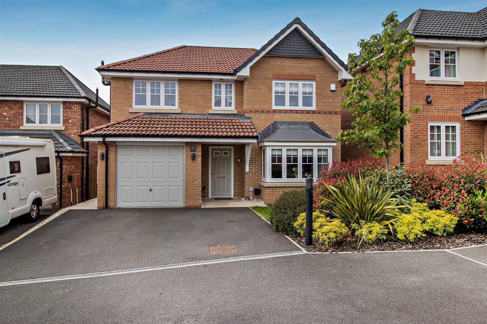 4 Bed Detached House For Sale In Coal Way, Treeton, Rotherham., (Ref: 19793444), S60 5FZ