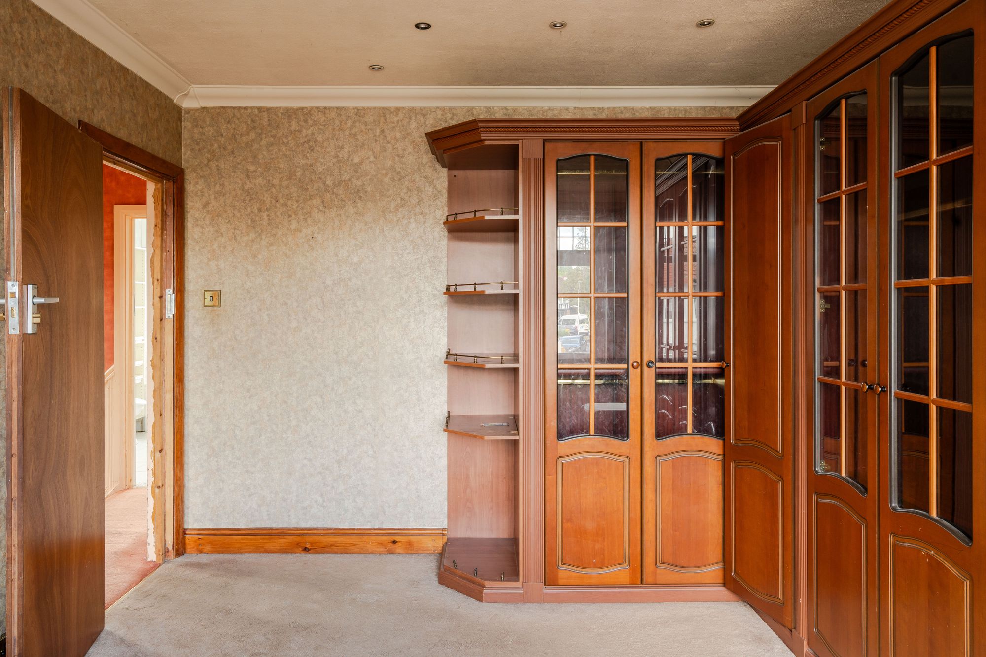 3 bed semi-detached house for sale in Spring Gardens, Woodford Green, IG8  - Property Image 16