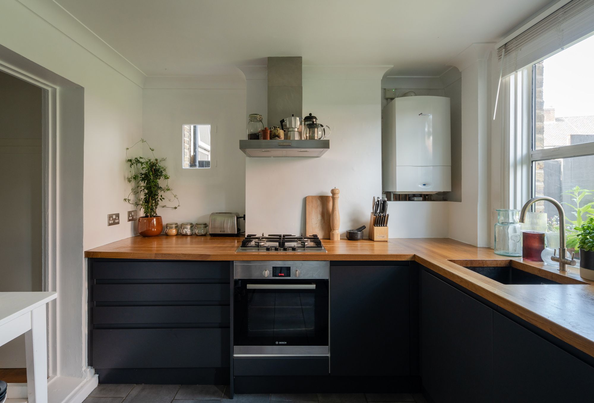 5 bed terraced house for sale in Devonshire Close, Stratford, London, E15  - Property Image 10