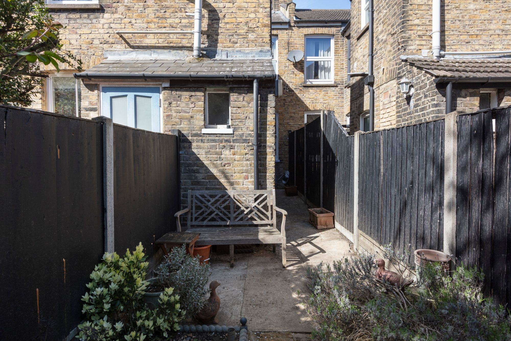 2 bed maisonette for sale in Twickenham Road, Leytonstone, London, E11  - Property Image 35