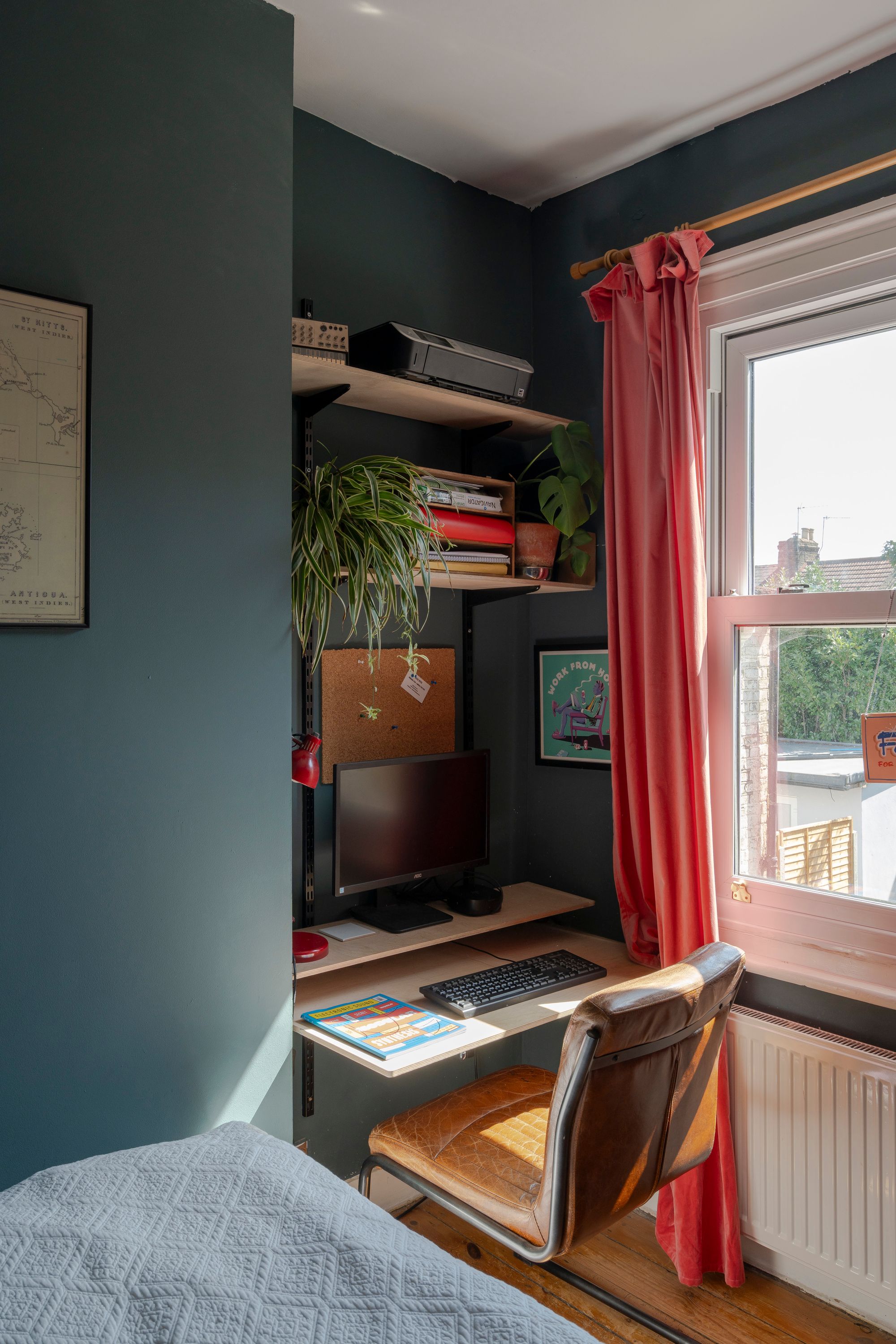 3 bed mid-terraced house for sale in Pearcroft Road, Leytonstone, London, E11  - Property Image 27