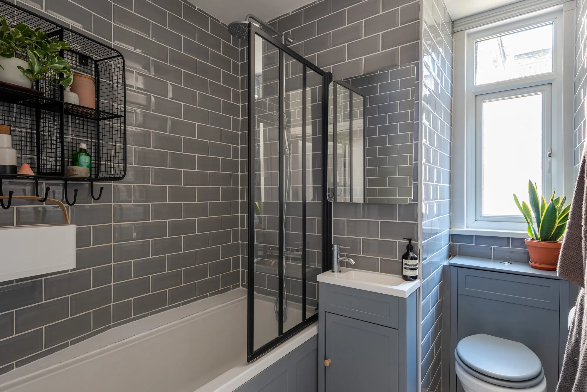 2 bed flat for sale in Albert Road, Leytonstone, London, E10  - Property Image 20