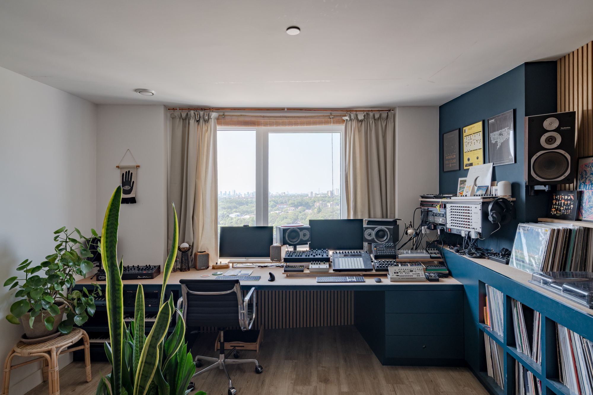 2 bed penthouse for sale in Beck Square, Leyton, London, E10  - Property Image 24