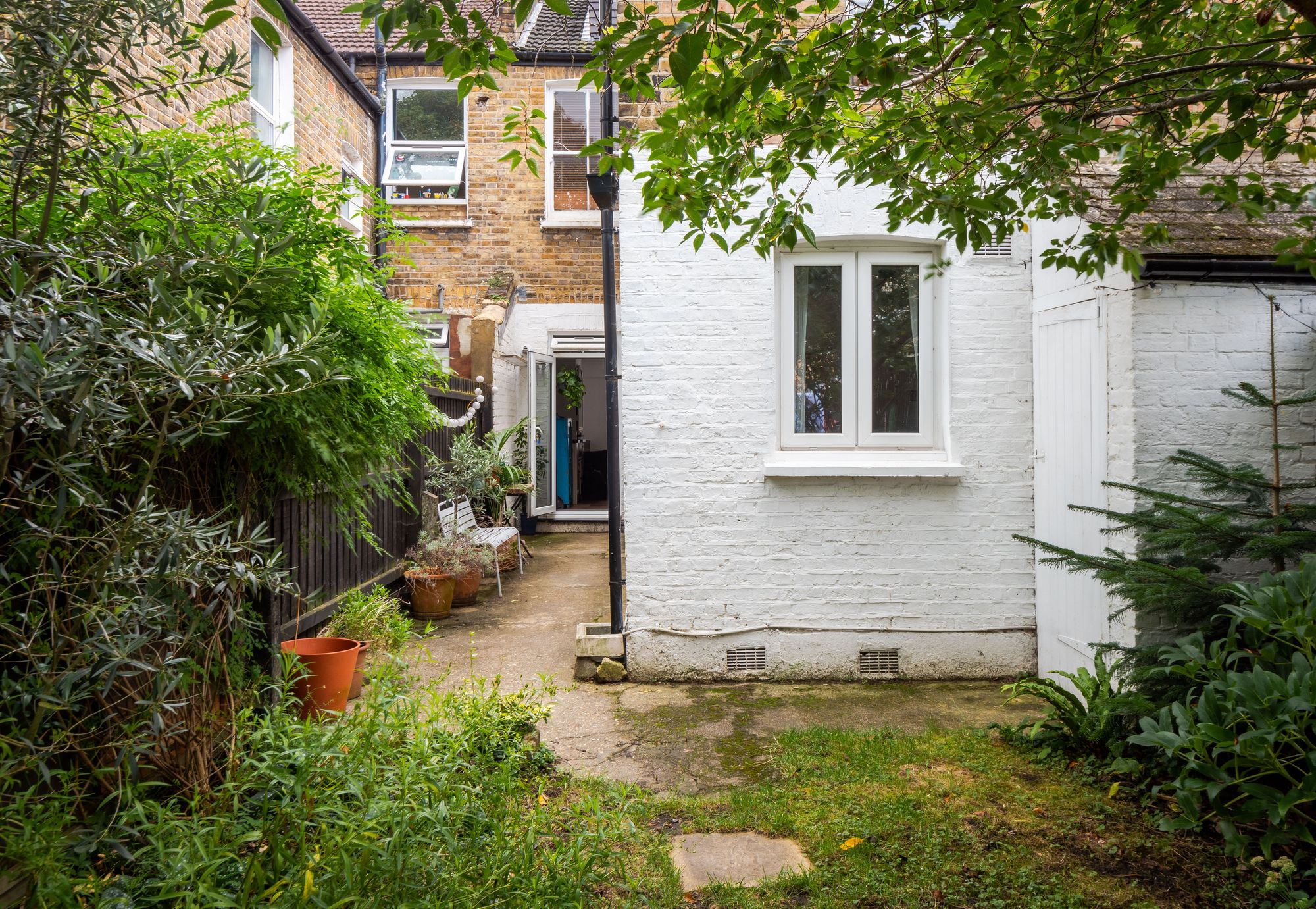 2 bed flat for sale in Lister Road, Bushwood, London, E11  - Property Image 21