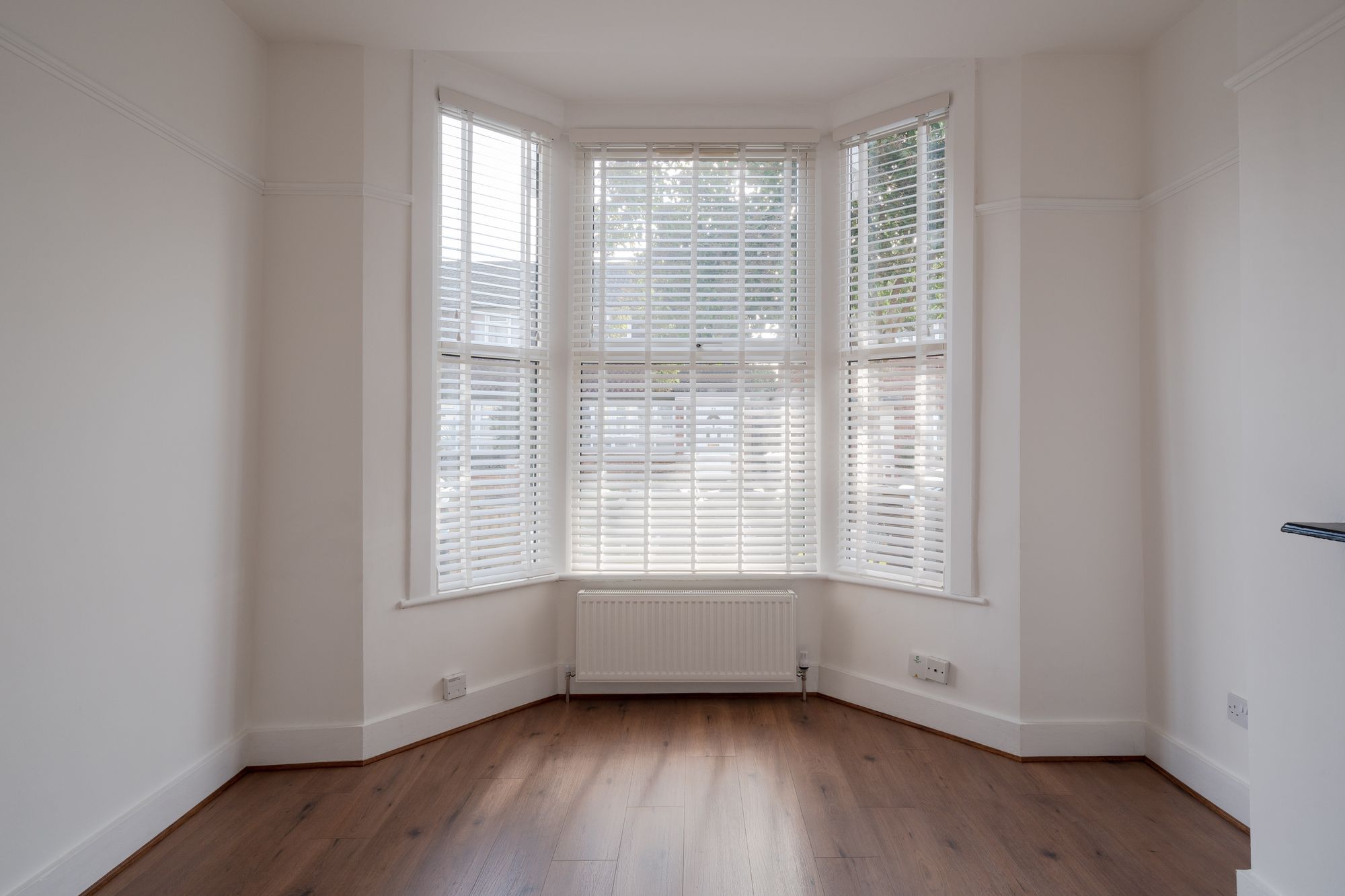 2 bed flat for sale in Tyndall Road, Leyton, London, E10  - Property Image 4