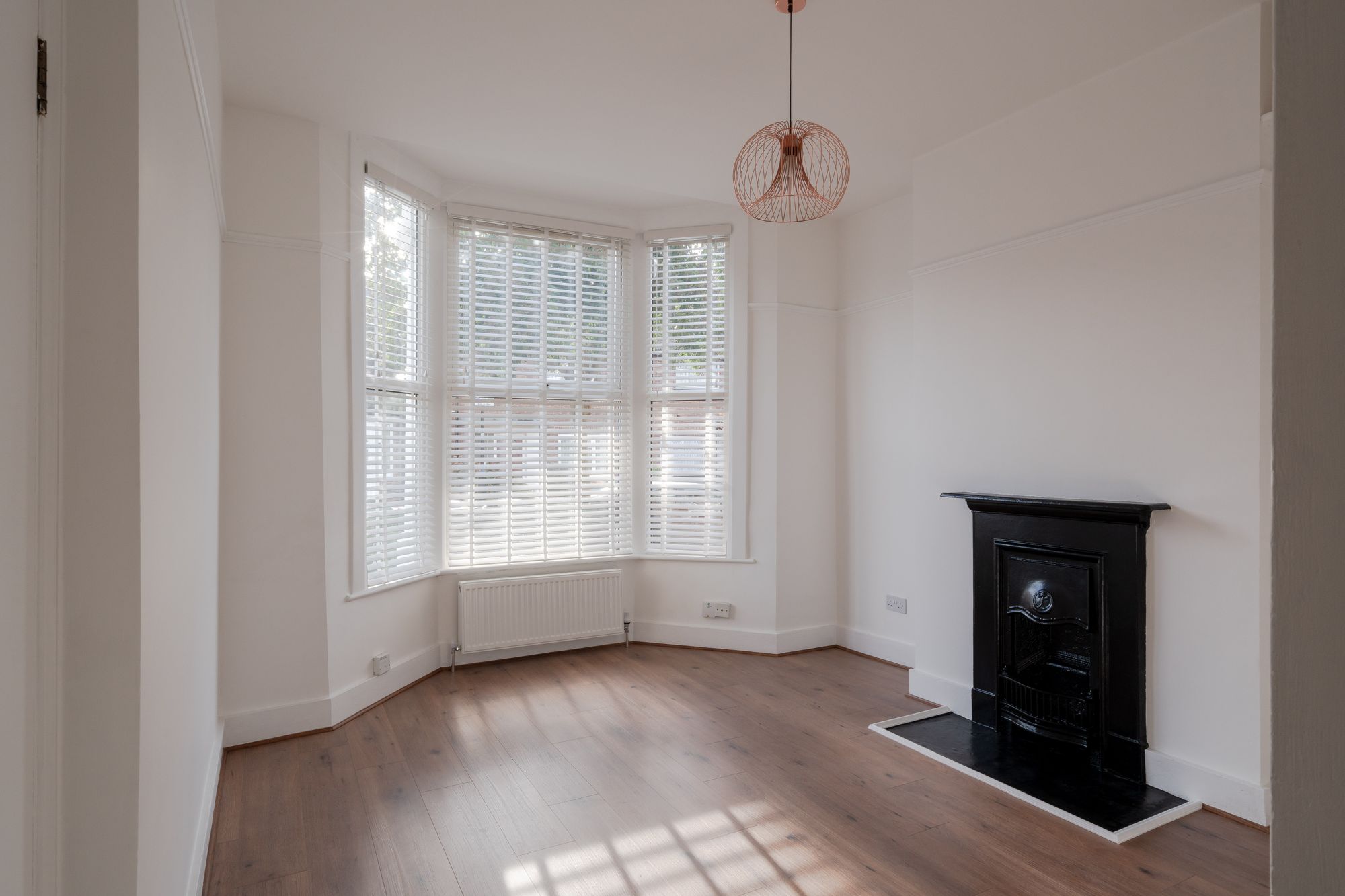 2 bed flat for sale in Tyndall Road, Leyton, London, E10  - Property Image 2