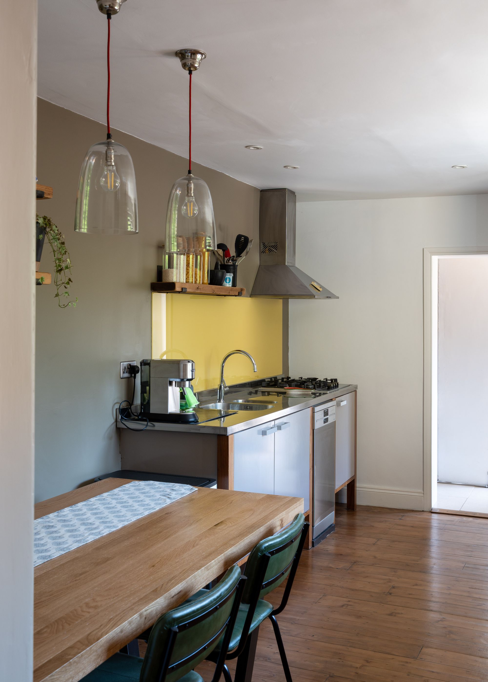 1 bed flat for sale in Church Road, Leyton, London, E10  - Property Image 15