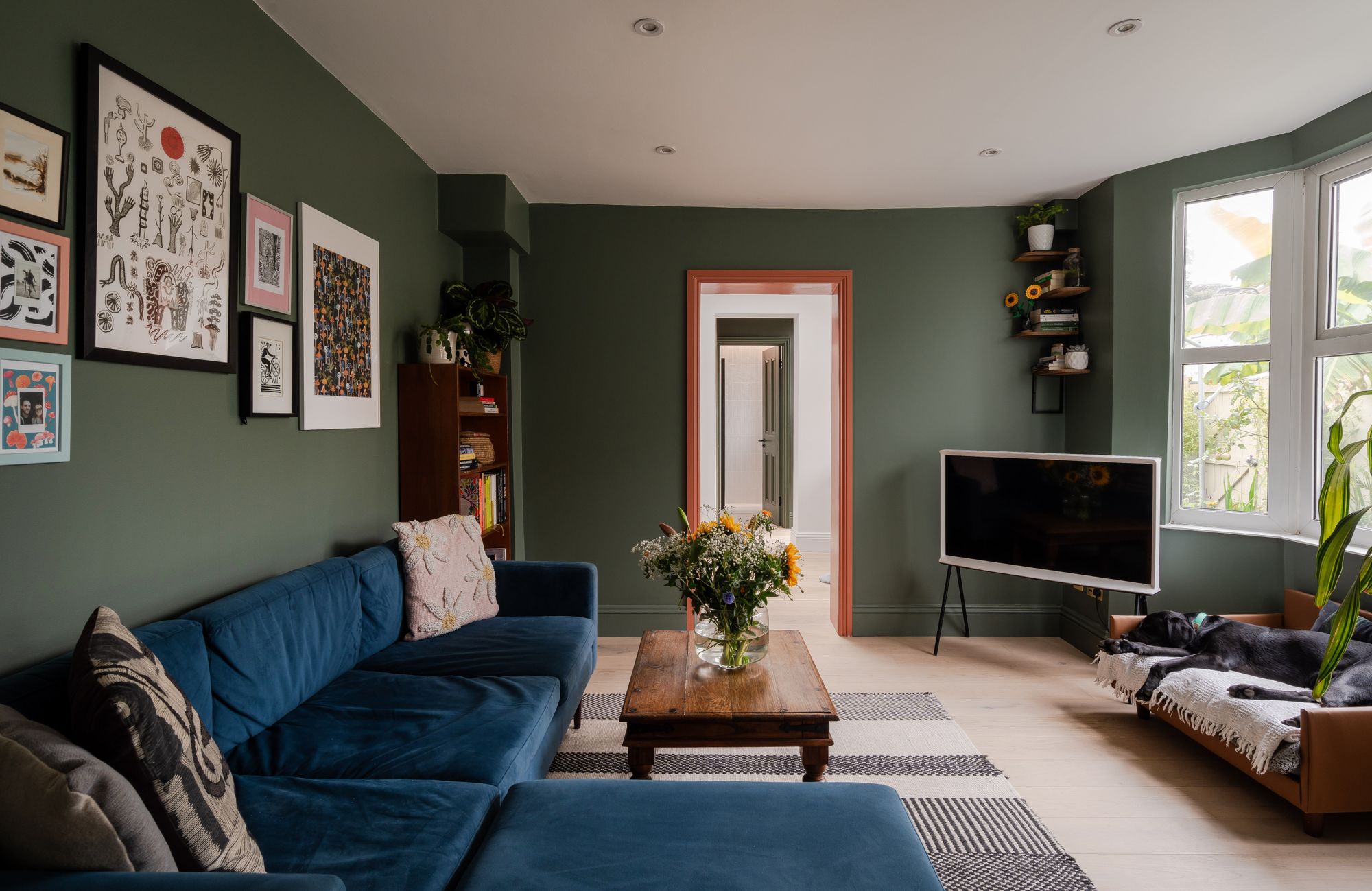 2 bed flat for sale in Selby Road, Leytonstone, London, E11 - Property Image 3