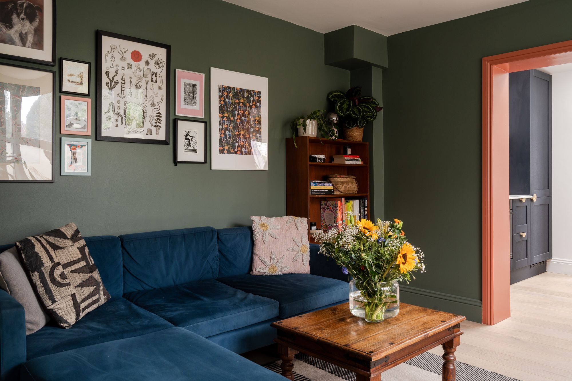 2 bed flat for sale in Selby Road, Leytonstone, London, E11 - Property Image 4