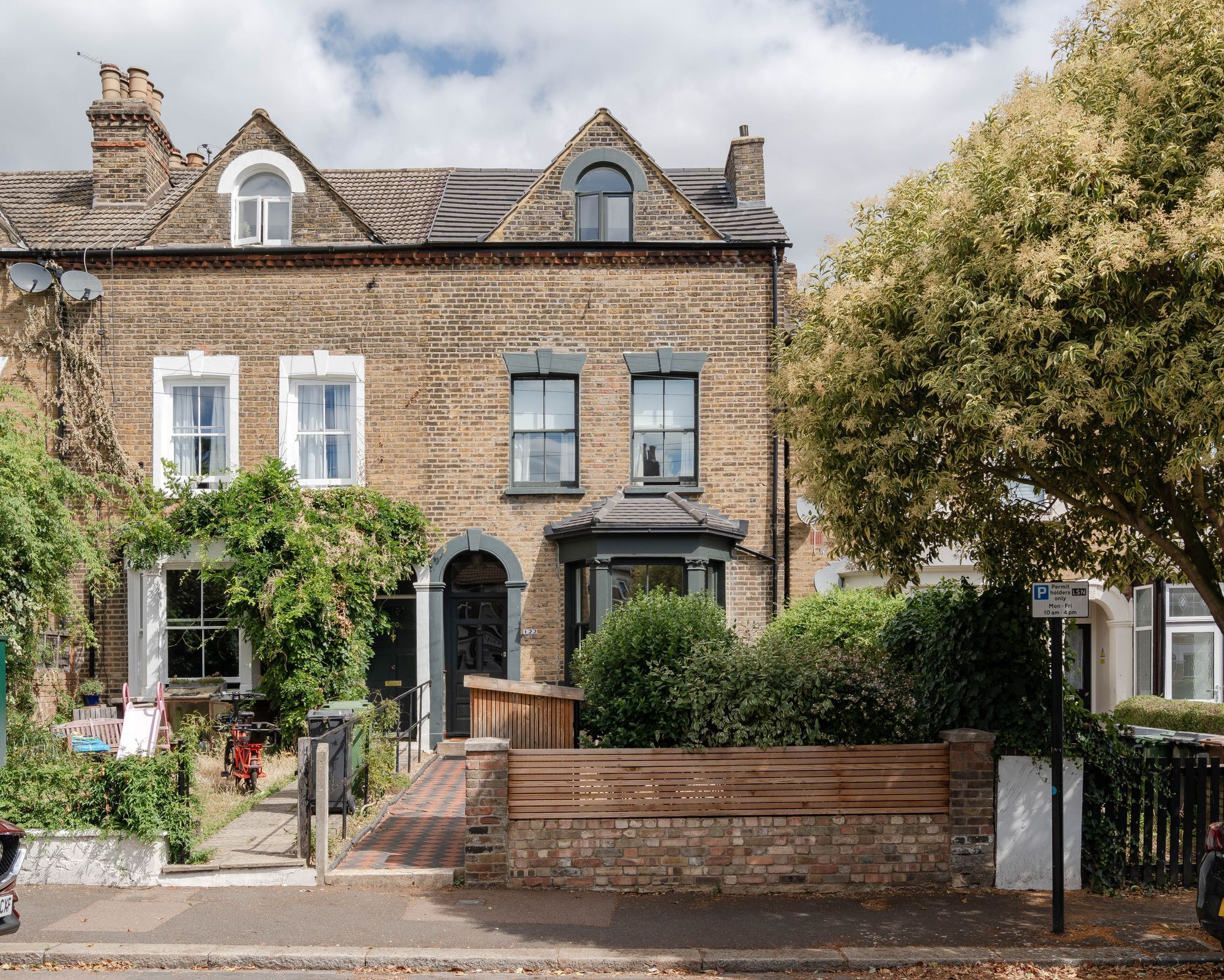 4 bed terraced house for sale in Wallwood Road, Upper Leytonstone, London, E11  - Property Image 2