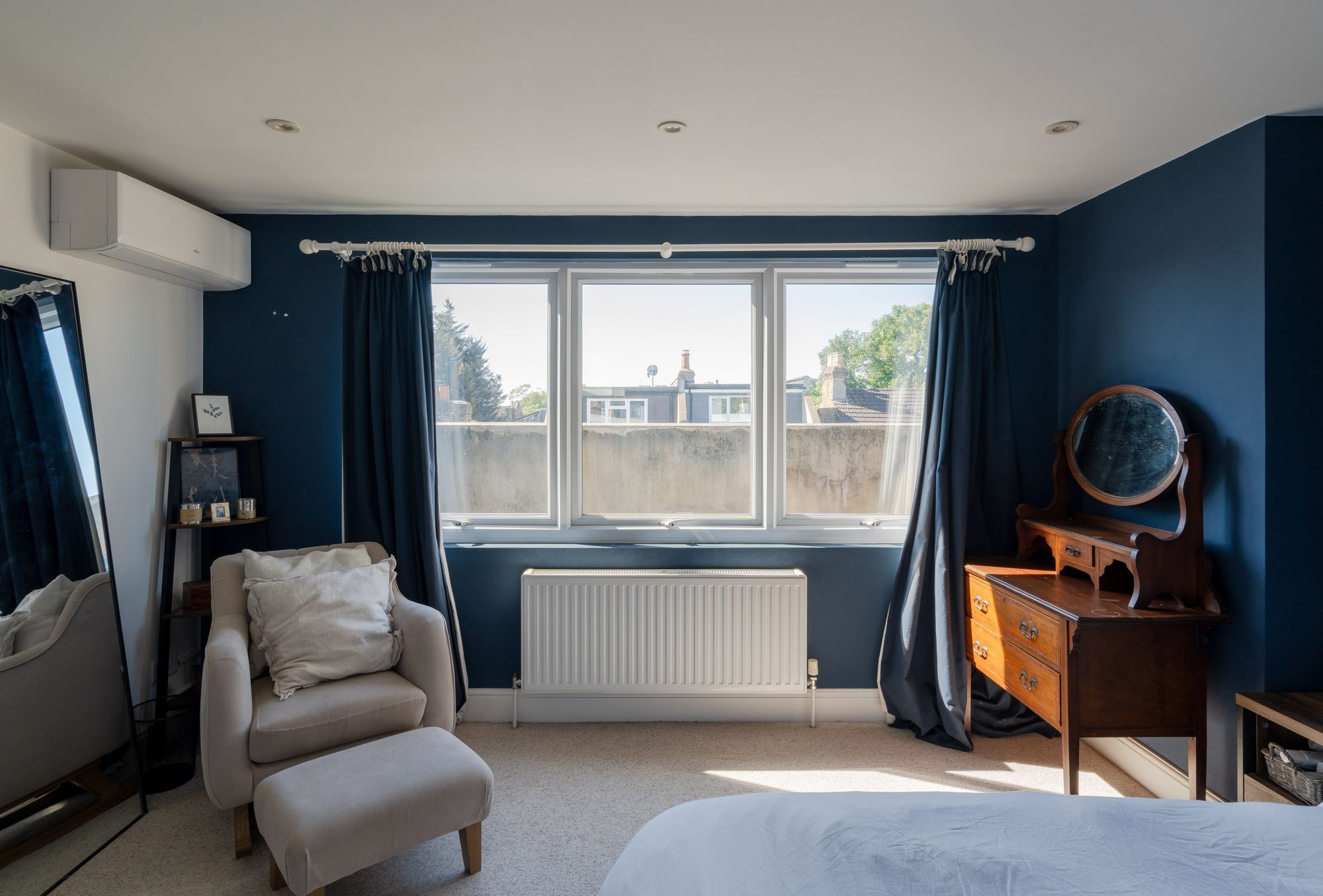 3 bed terraced house for sale in Michael Road, Bushwood, London, E11  - Property Image 29